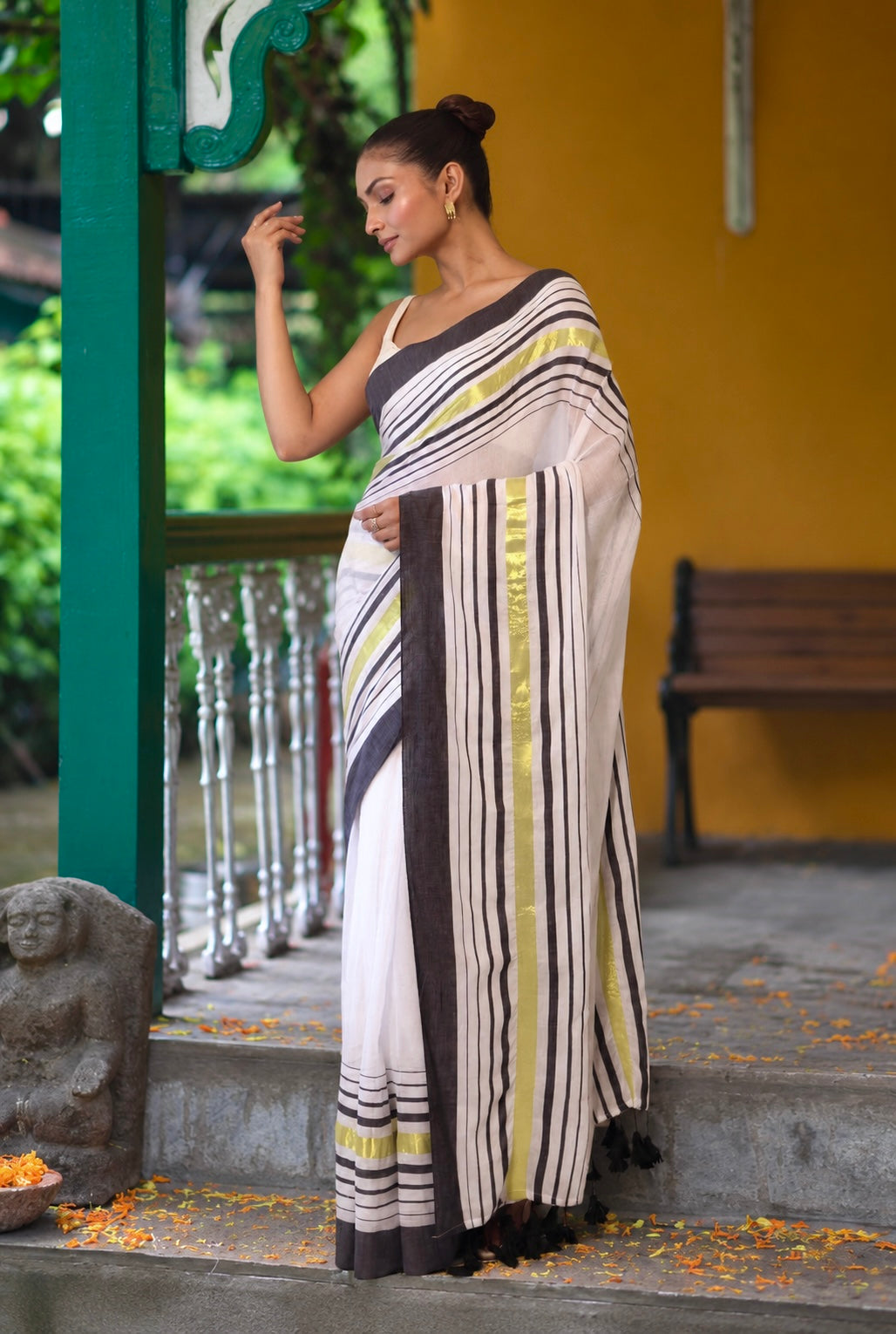 White stripes mulmul cotton saree