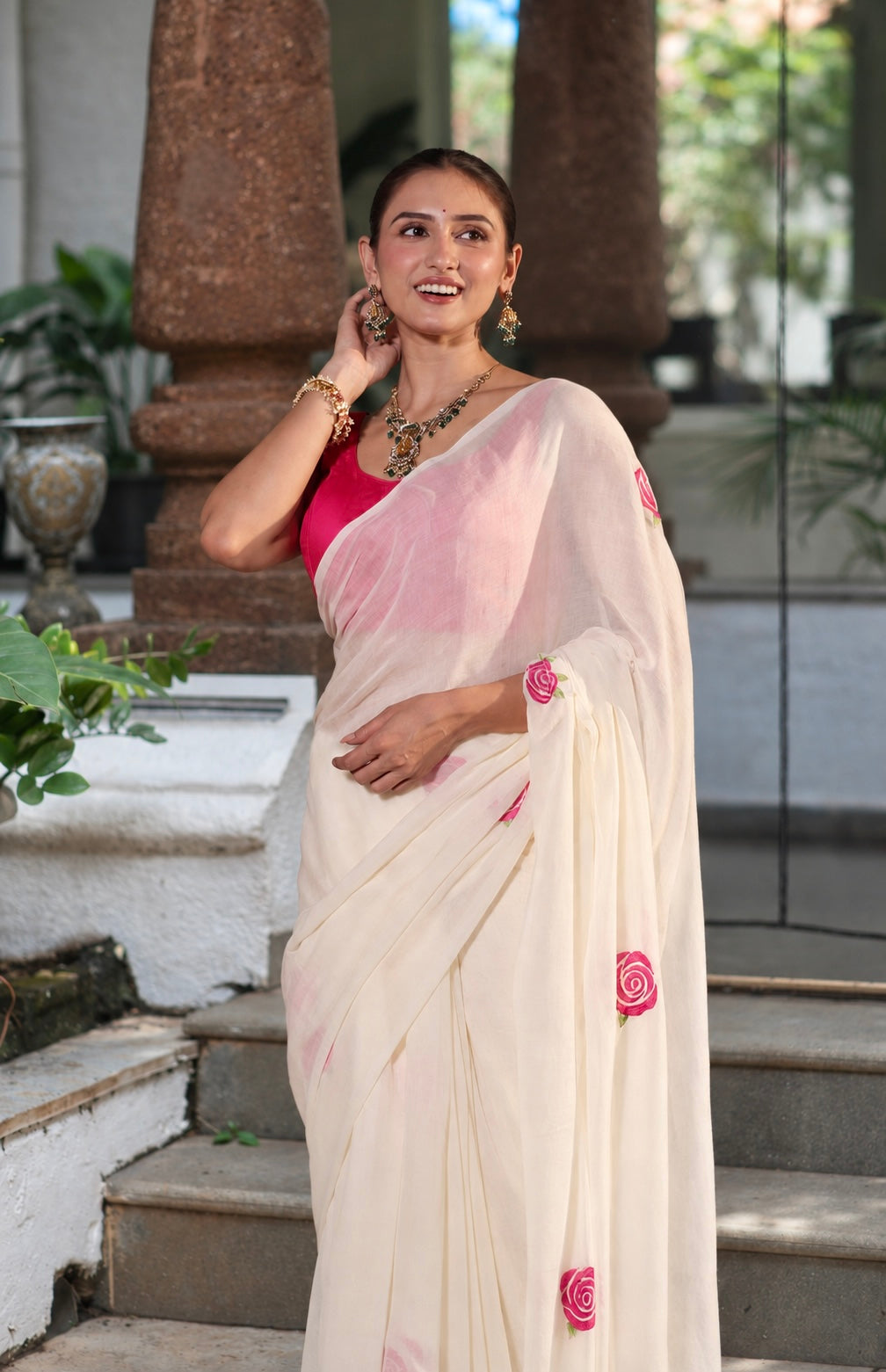 White rose Embroidered Mul Mul Cotton Saree