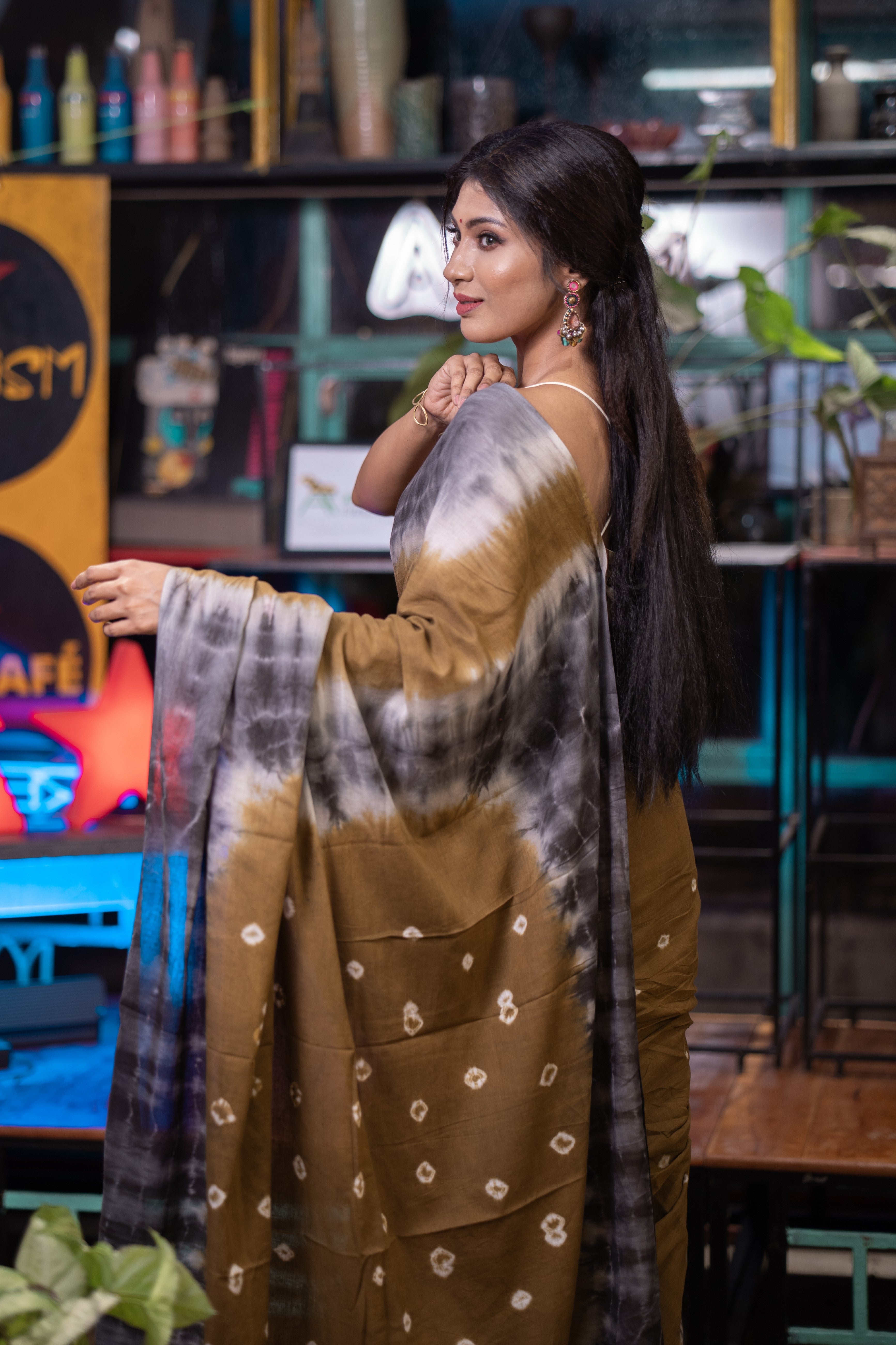 Ash brown Bandhani Mulmul Cotton Saree with blouse piece