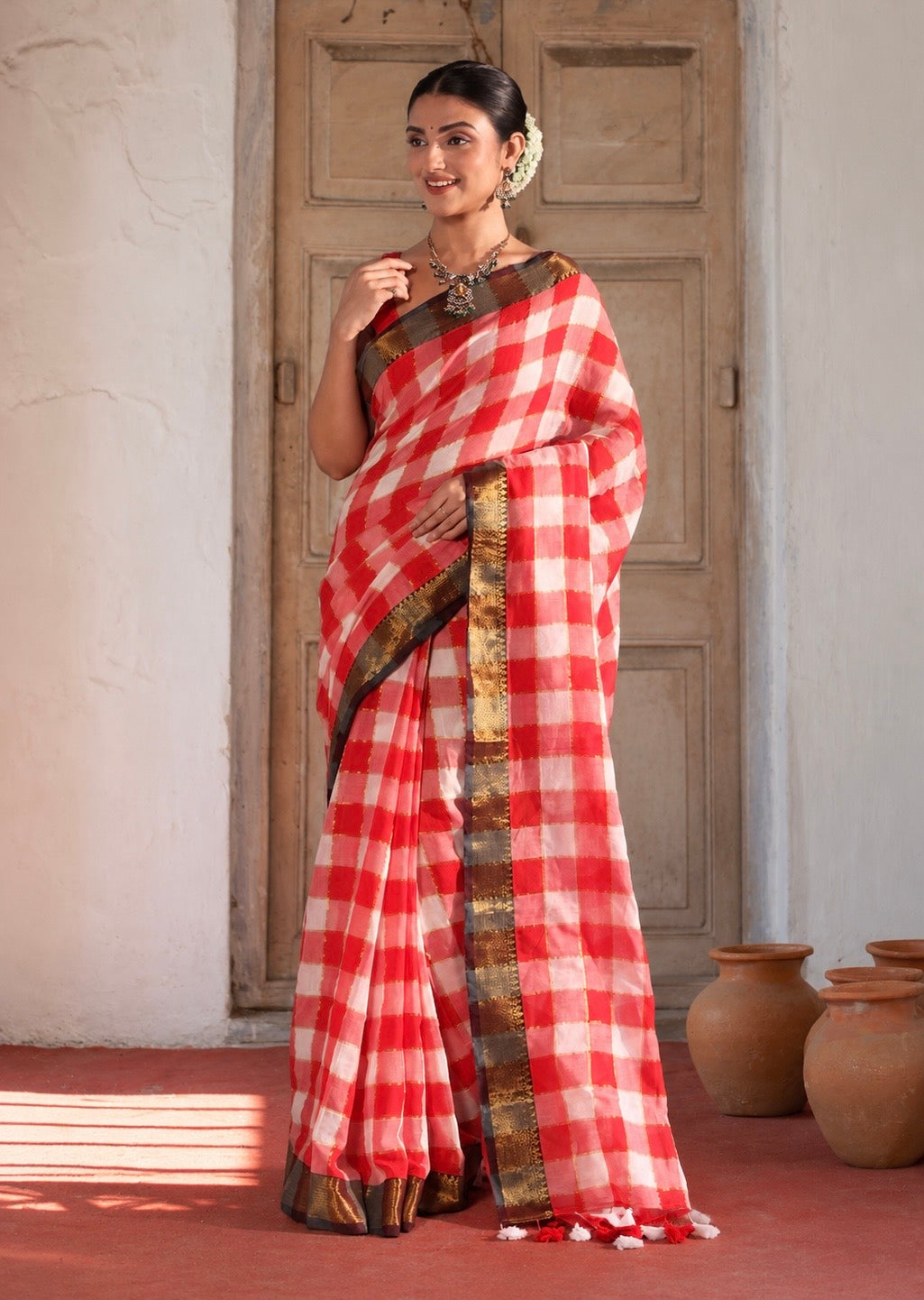 Red&White Box Check Mulmul Cotton Saree – Golden Zari