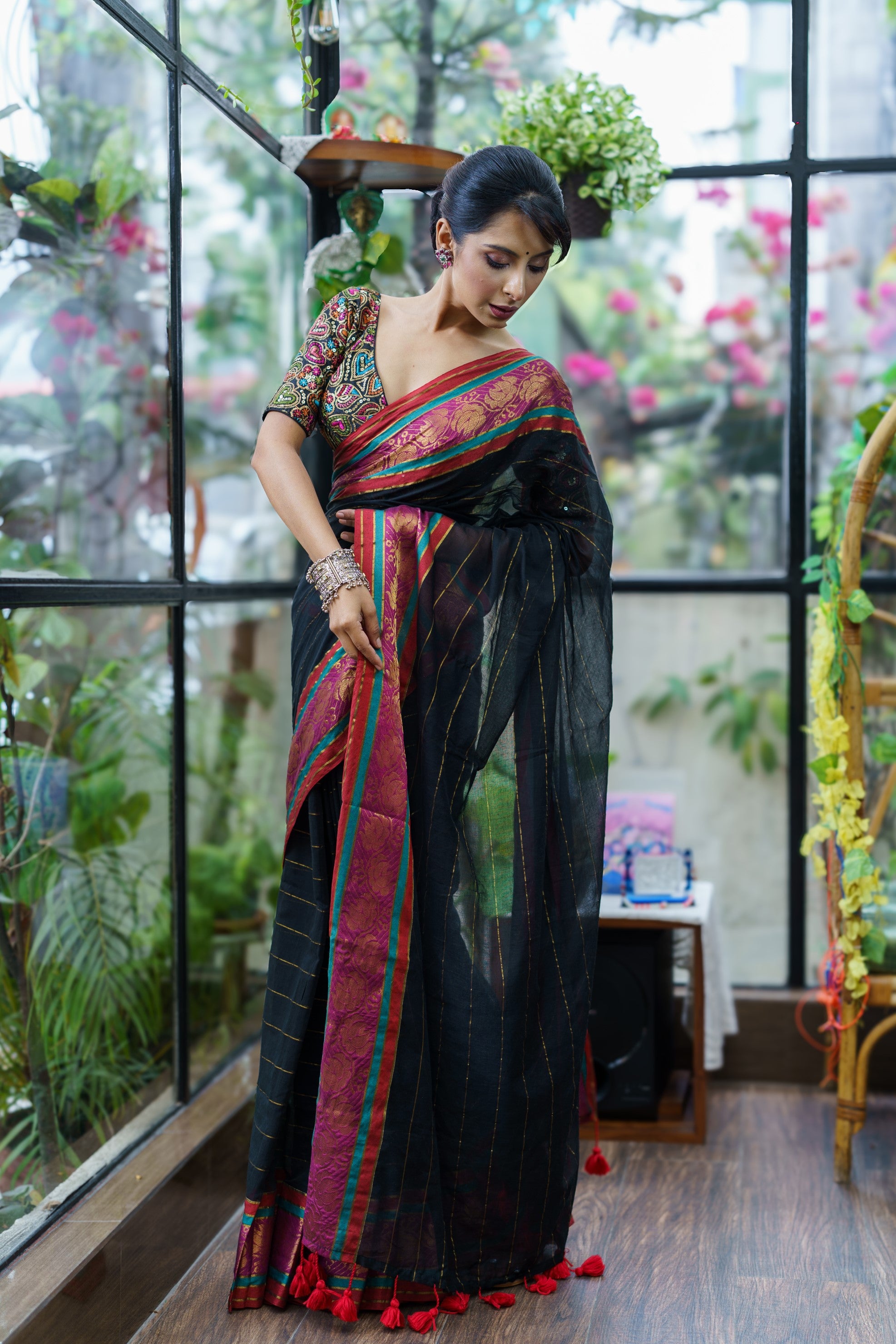 Black golden zari stripes Mulmul Cotton Saree with contrast blouse piece