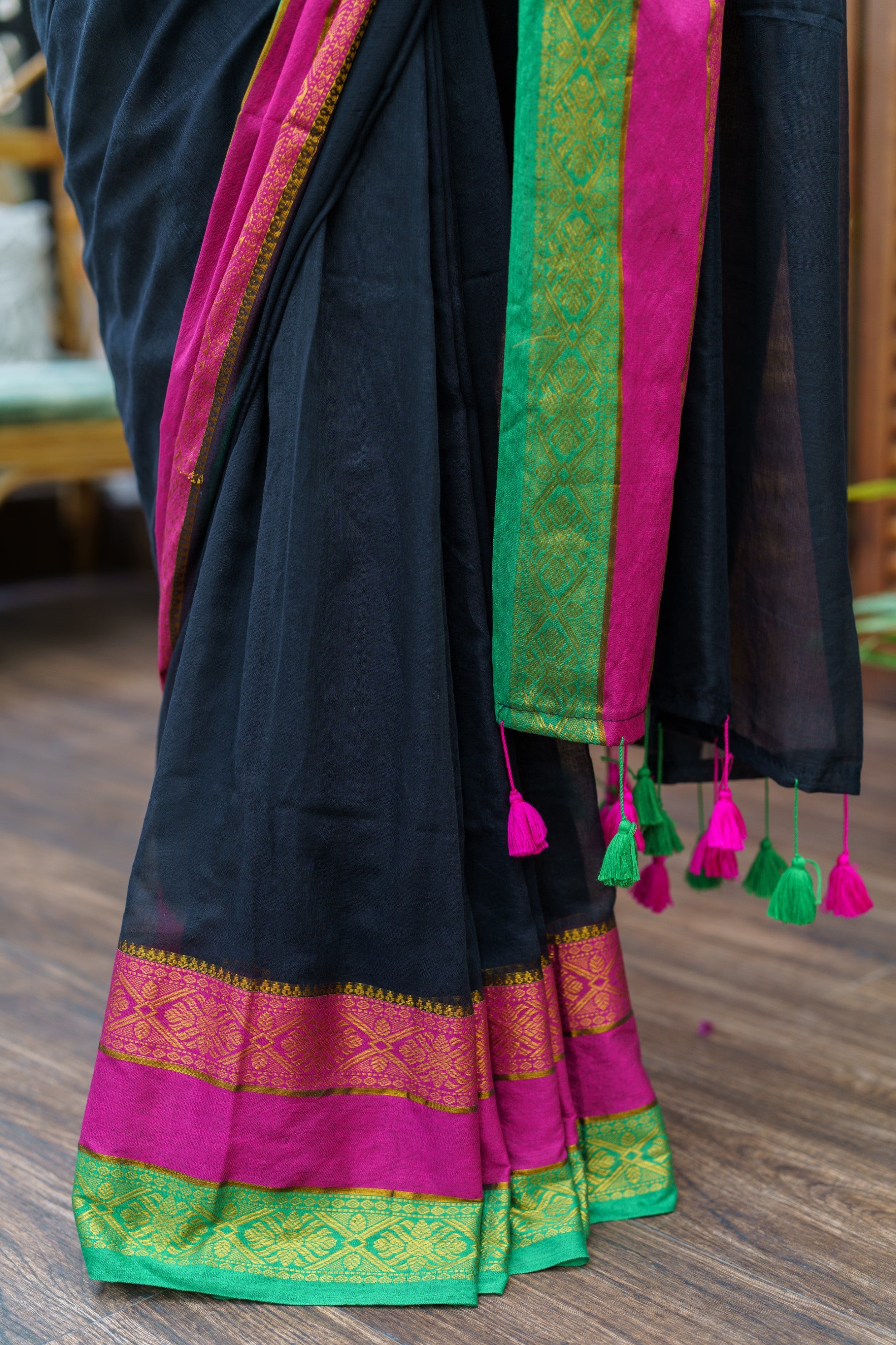 Black Mulmul Cotton Saree with Zari Border With Blouse Piece