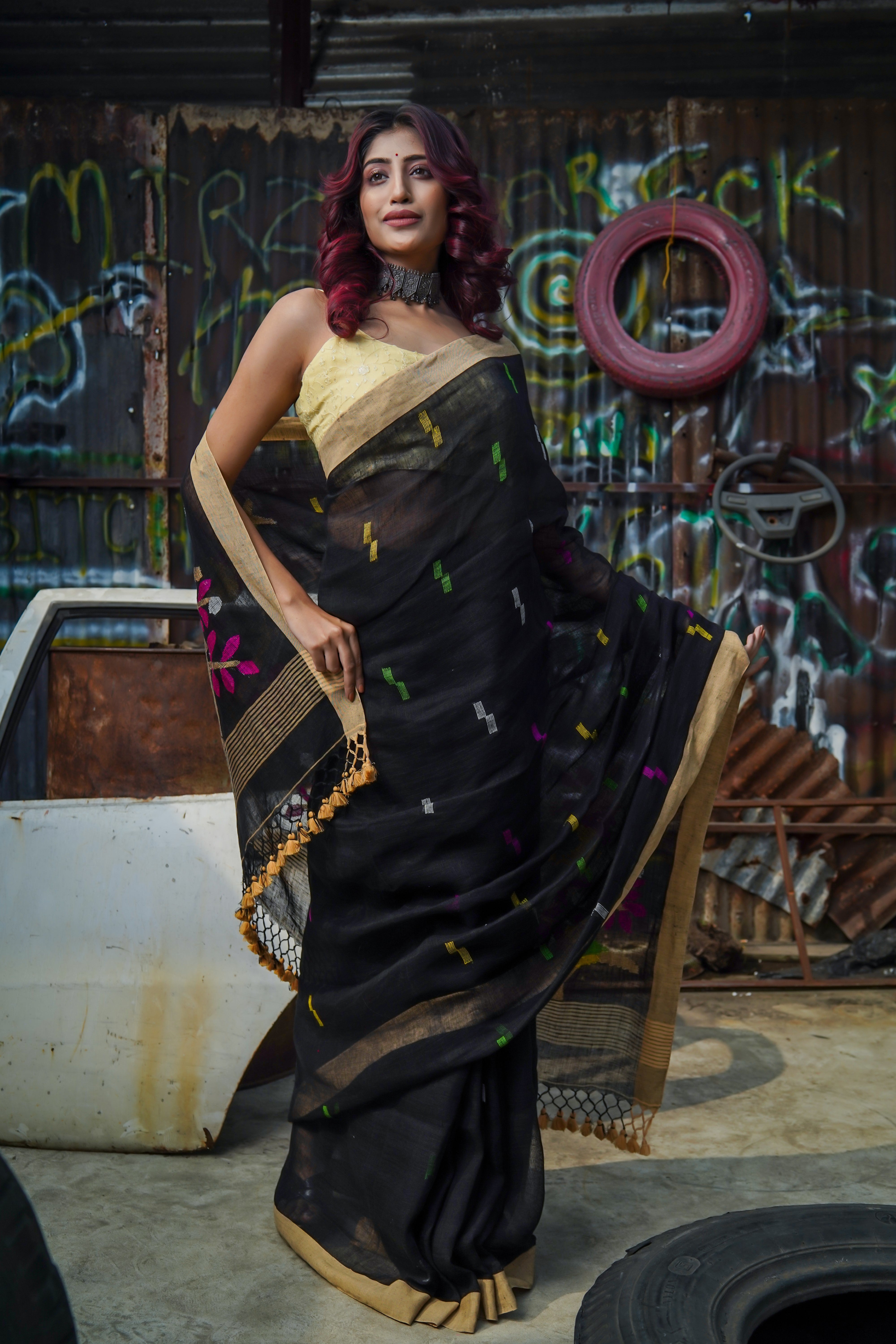 Birds Hand Weaving Linen Jamdani Saree-Black