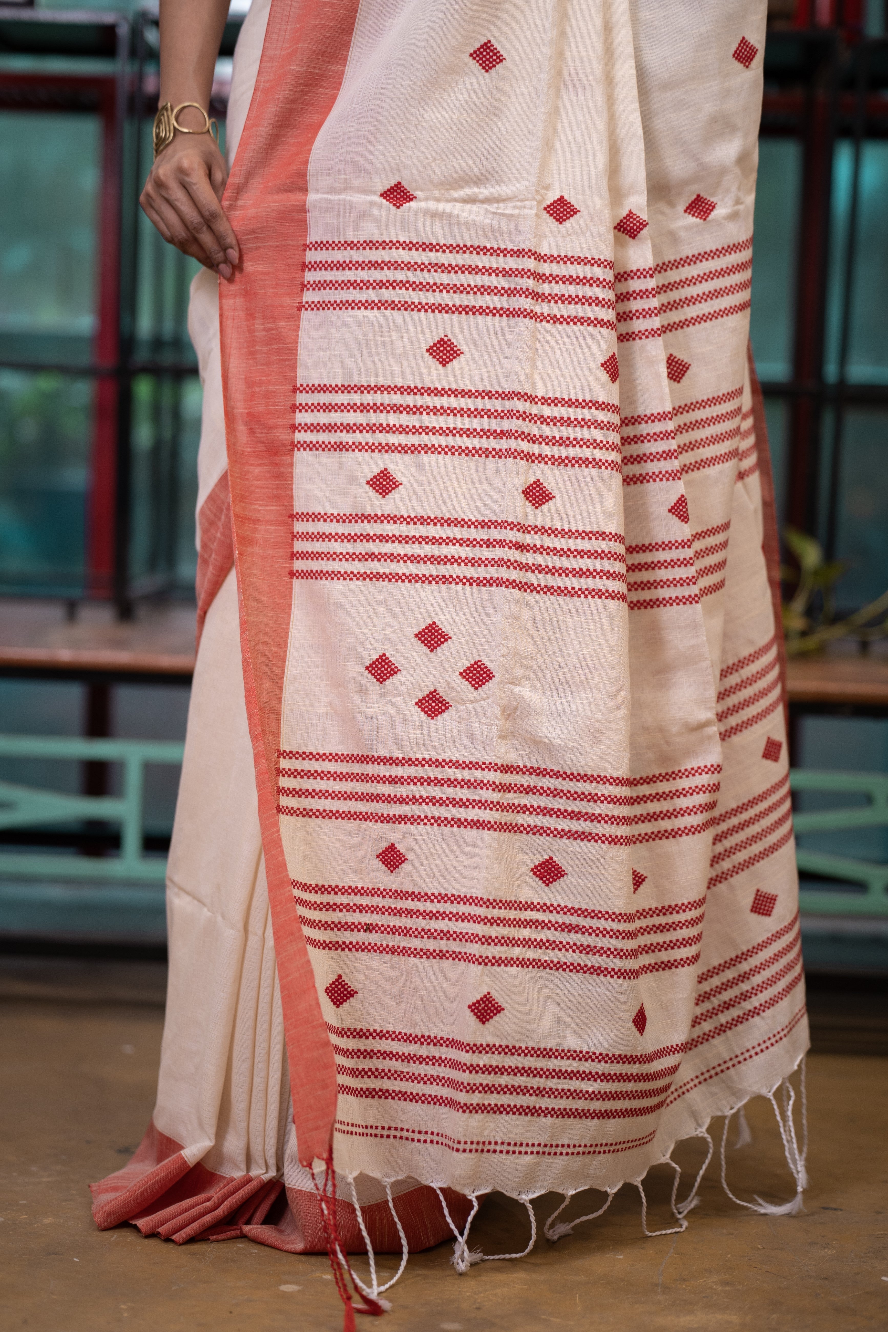 Handloom Pure Cotton Sarees- Cream