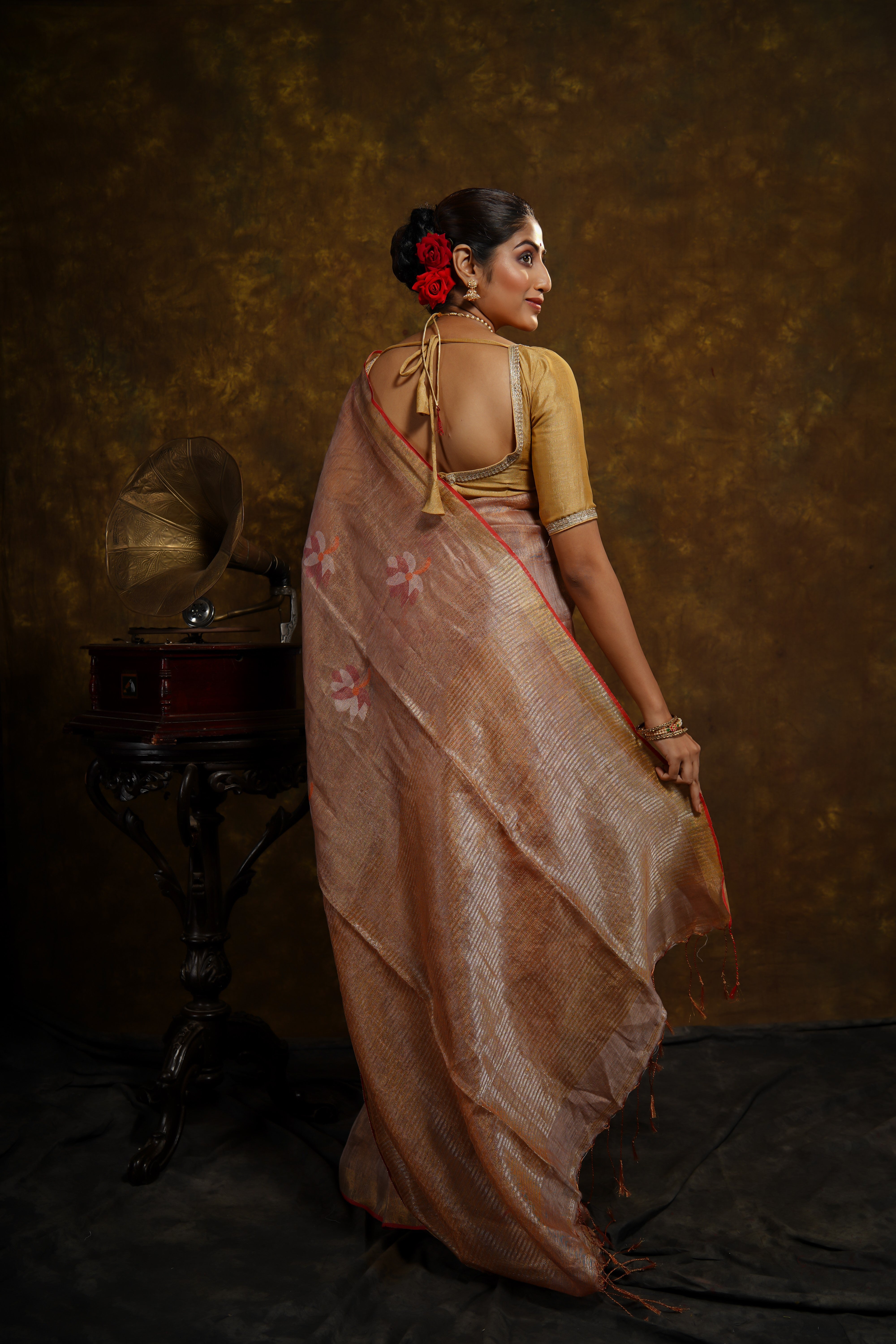 Dusty Rose dual tone floral tissue linen handwoven saree with blouse piece