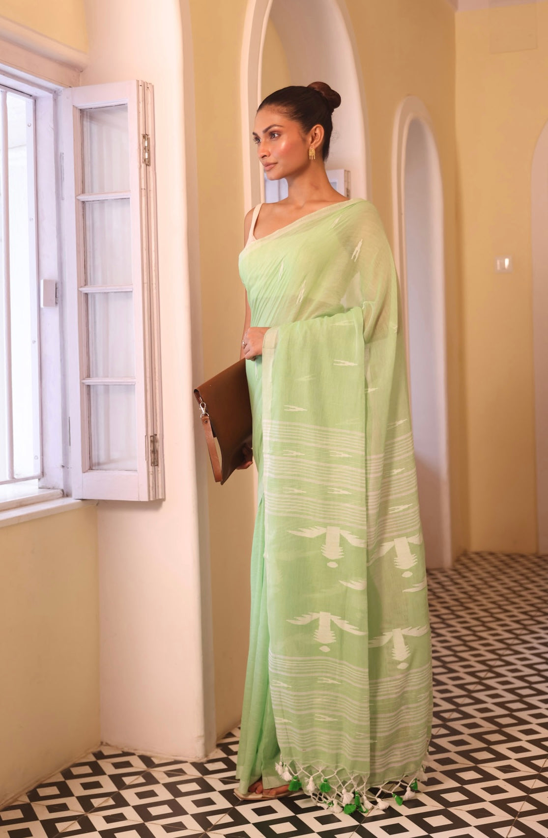Vanya LIGHT GREEN PURE MUL MUL COTTON HAND WEAVING SAREE