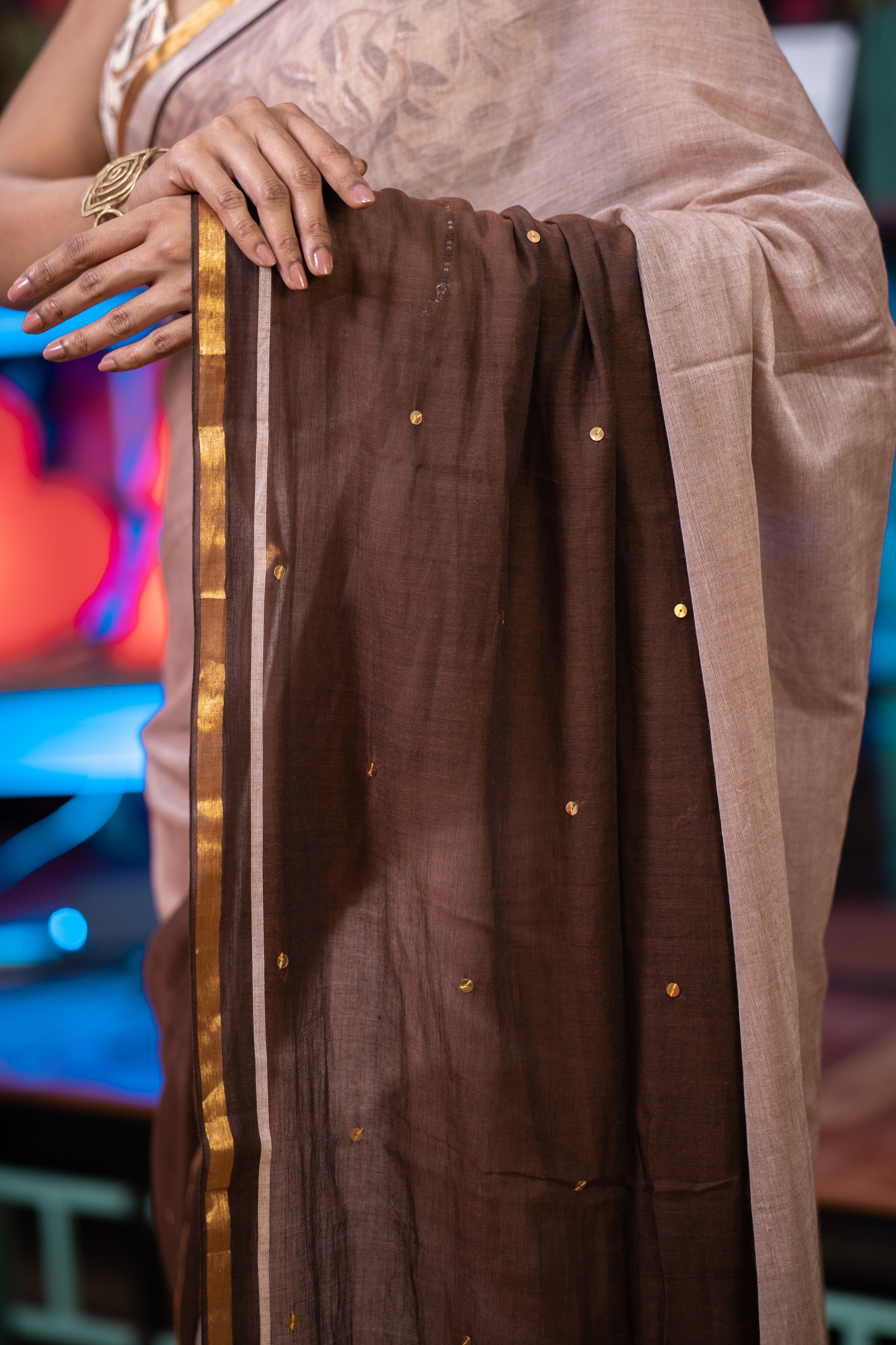 Half-half gini Work Mul Cotton Saree-Cream & Brown