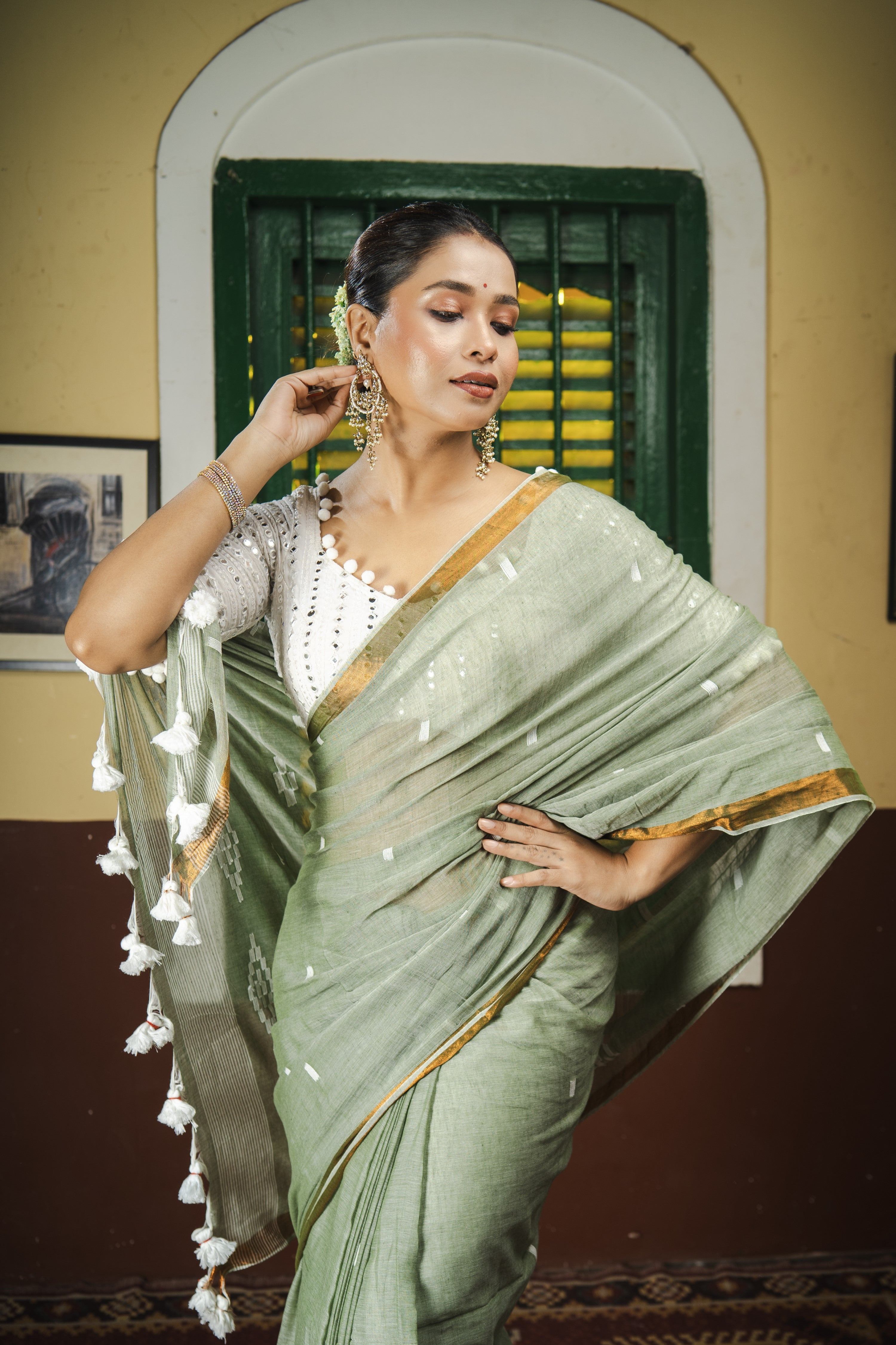 Hand Weaving Mulmul Cotton Saree- Laurel Green