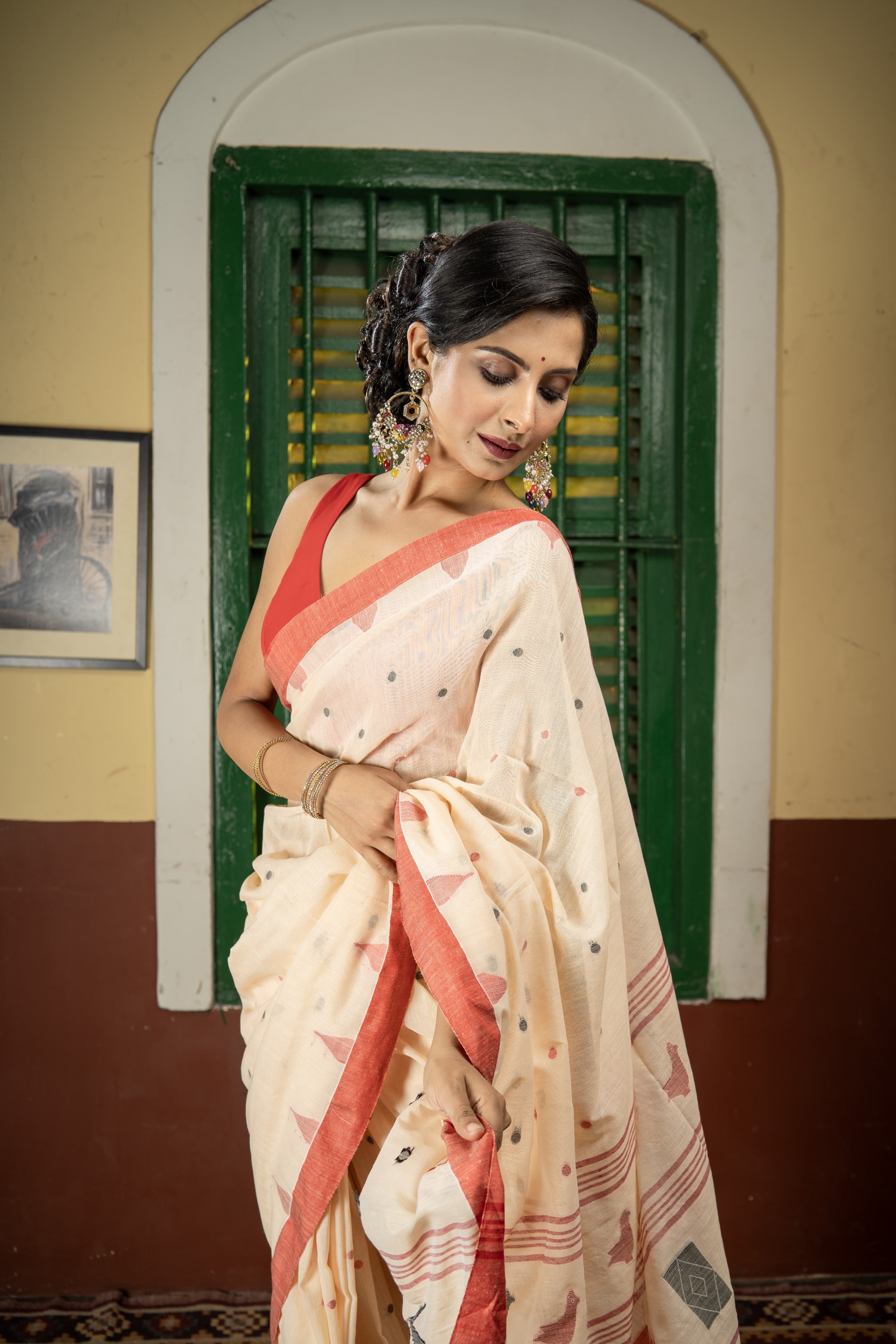 Handwoven Pure Cotton Saree- Bisque