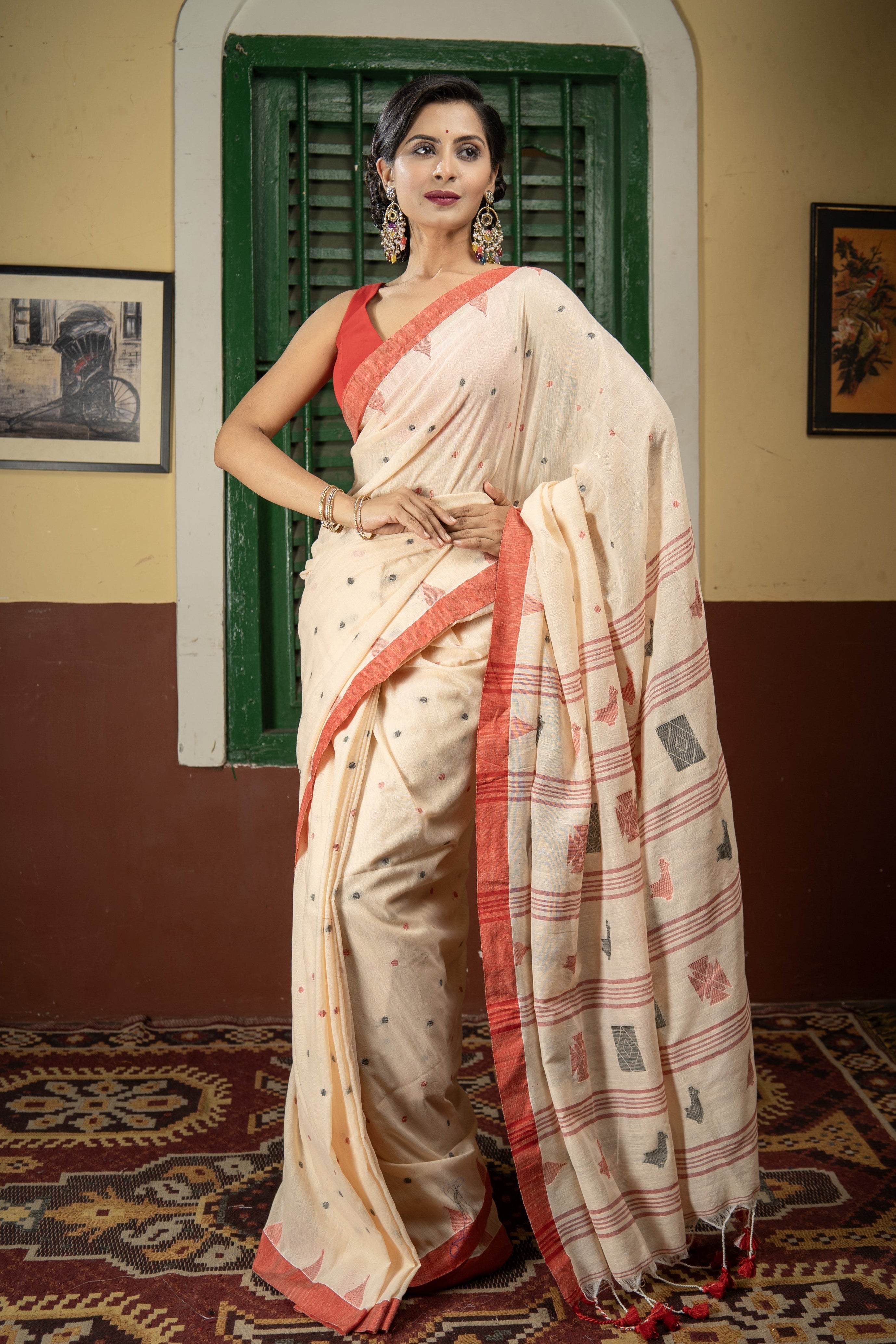 Bisque Handweaving Pure Cotton Saree with blouse piece