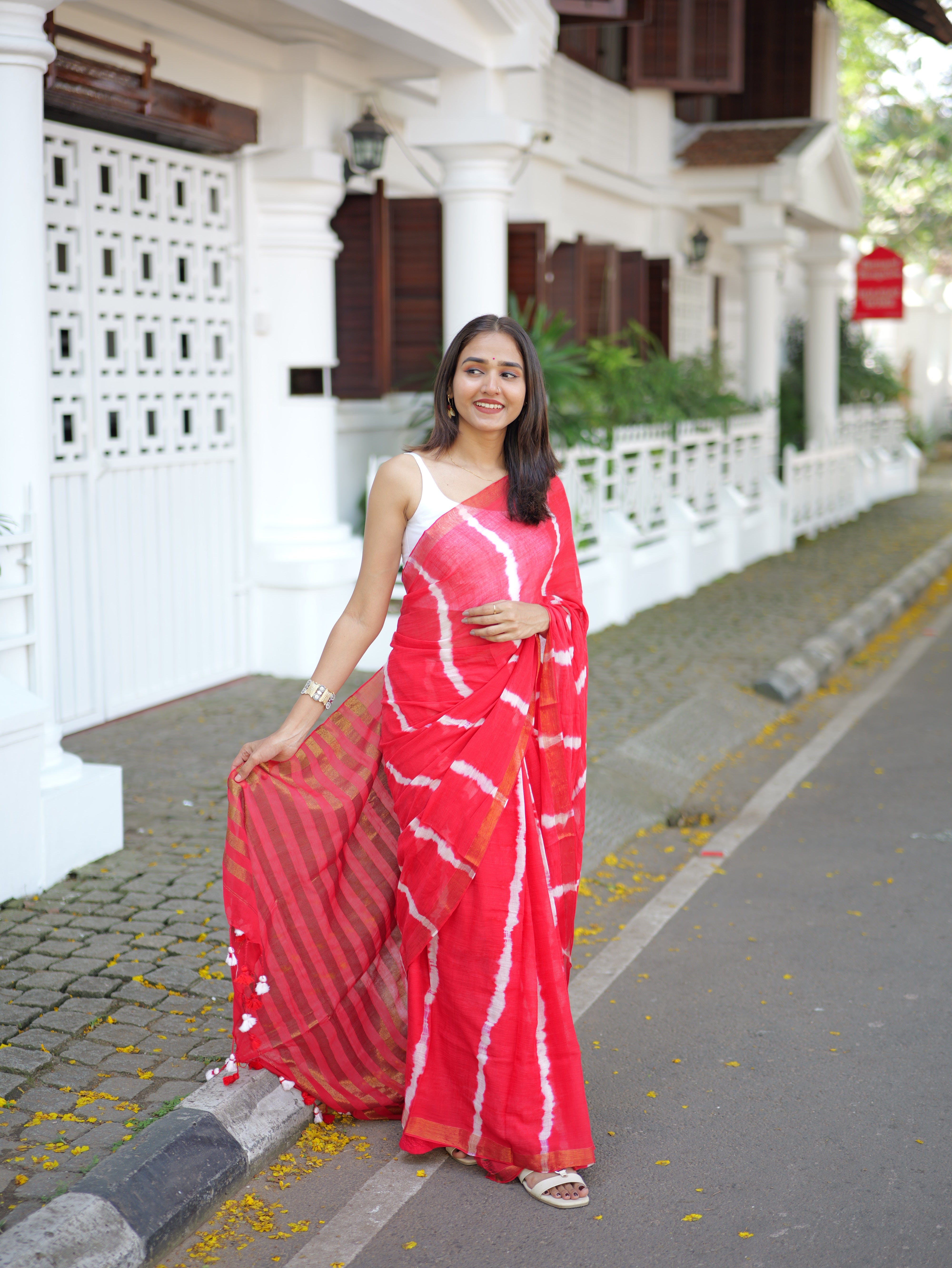 Red Shibori Print Mul Mul Cotton Saree