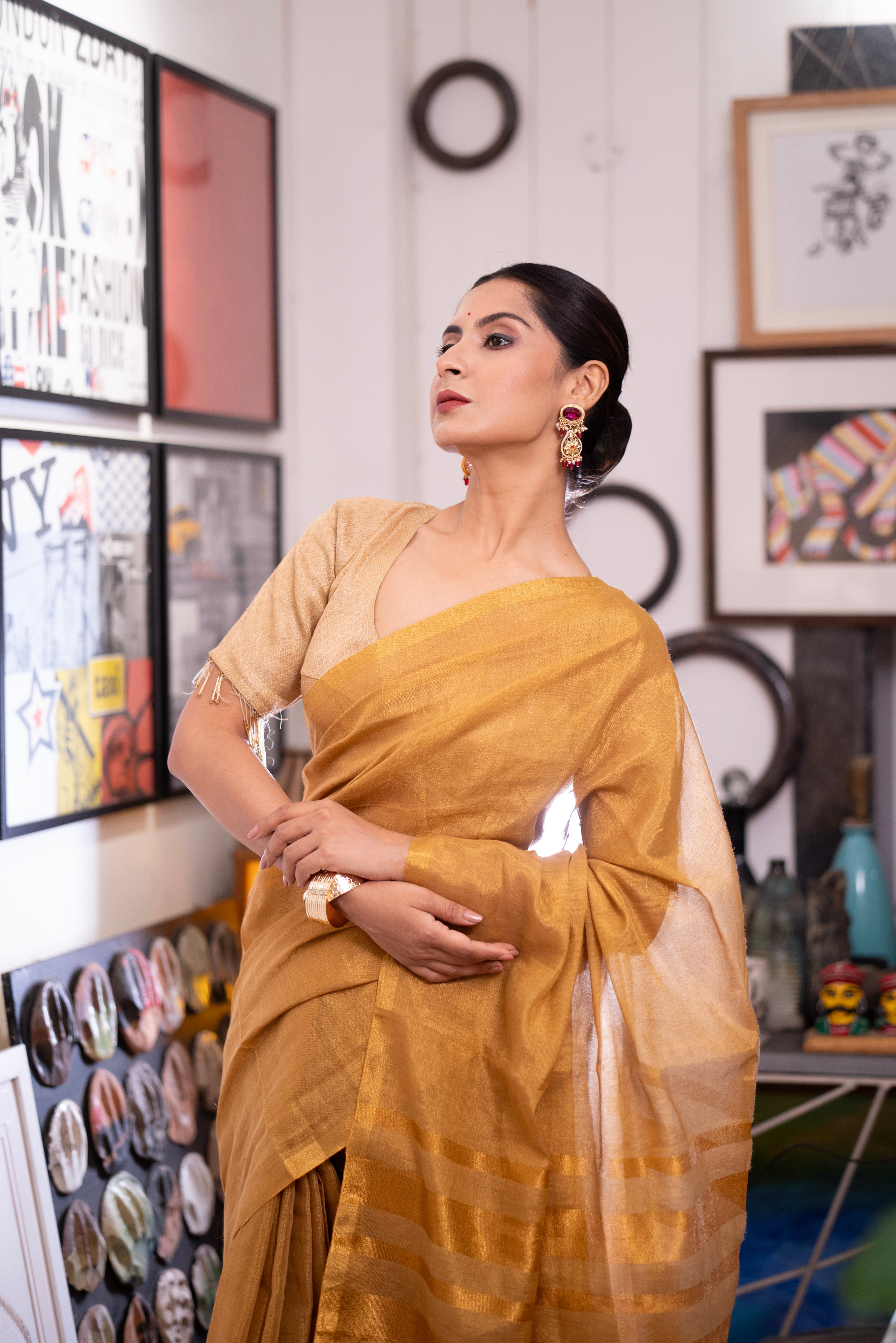 Golden Dual Tone Pure Tissue Linen Saree