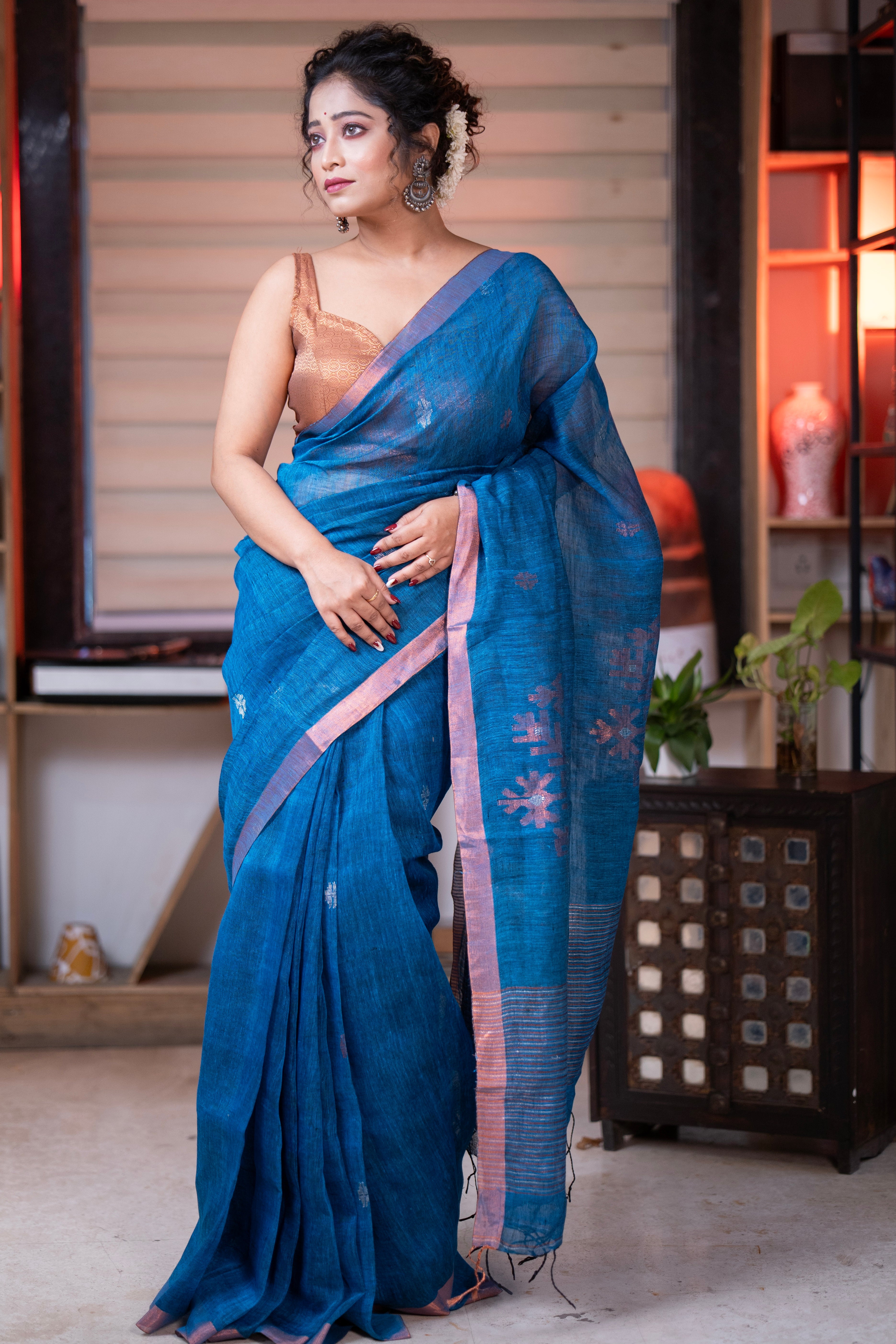 Royal Blue Sawstik Linen Hand Woven Jamdani Saree
