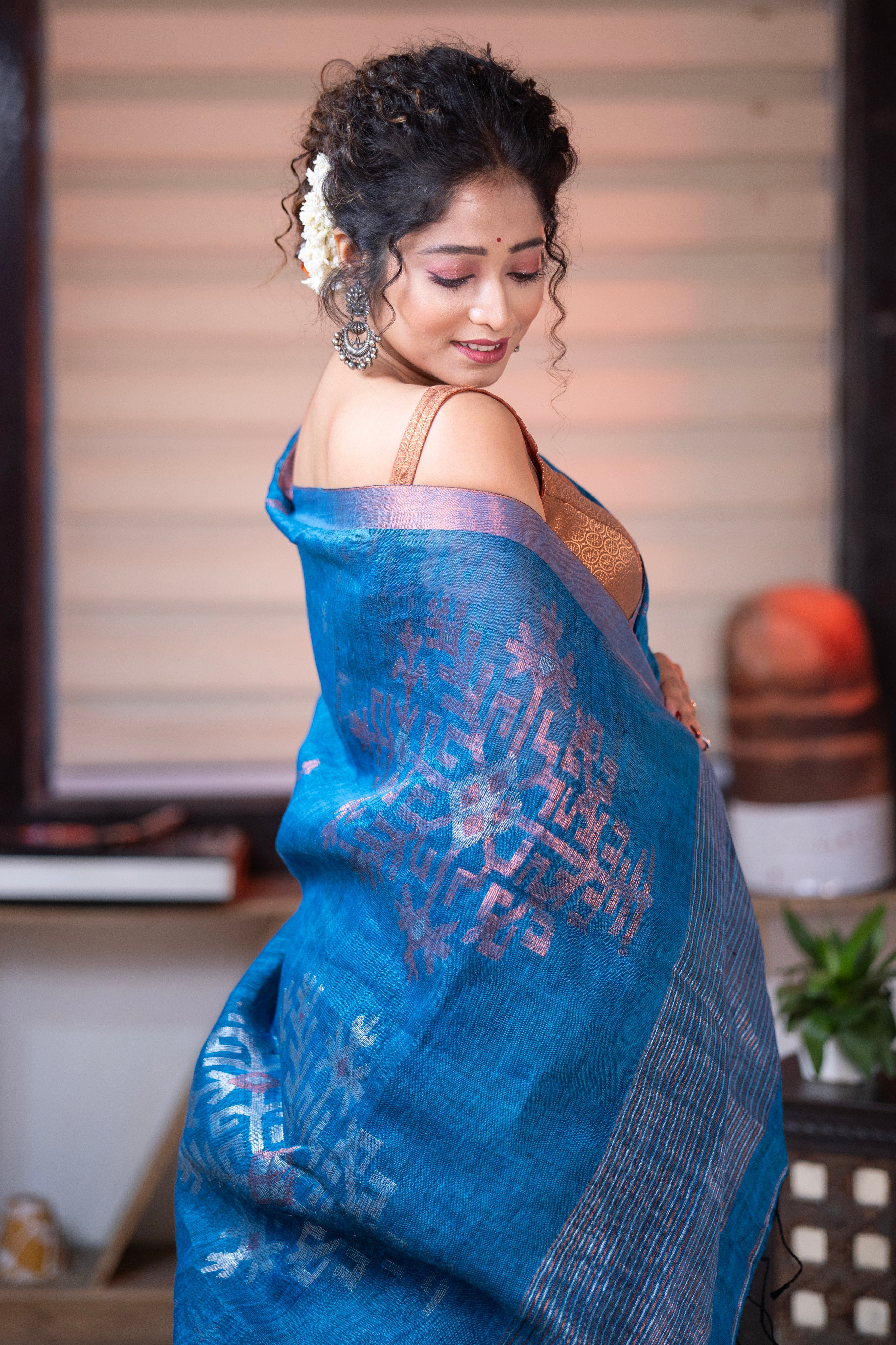 Royal Blue Sawstik Linen Hand Woven Jamdani Saree