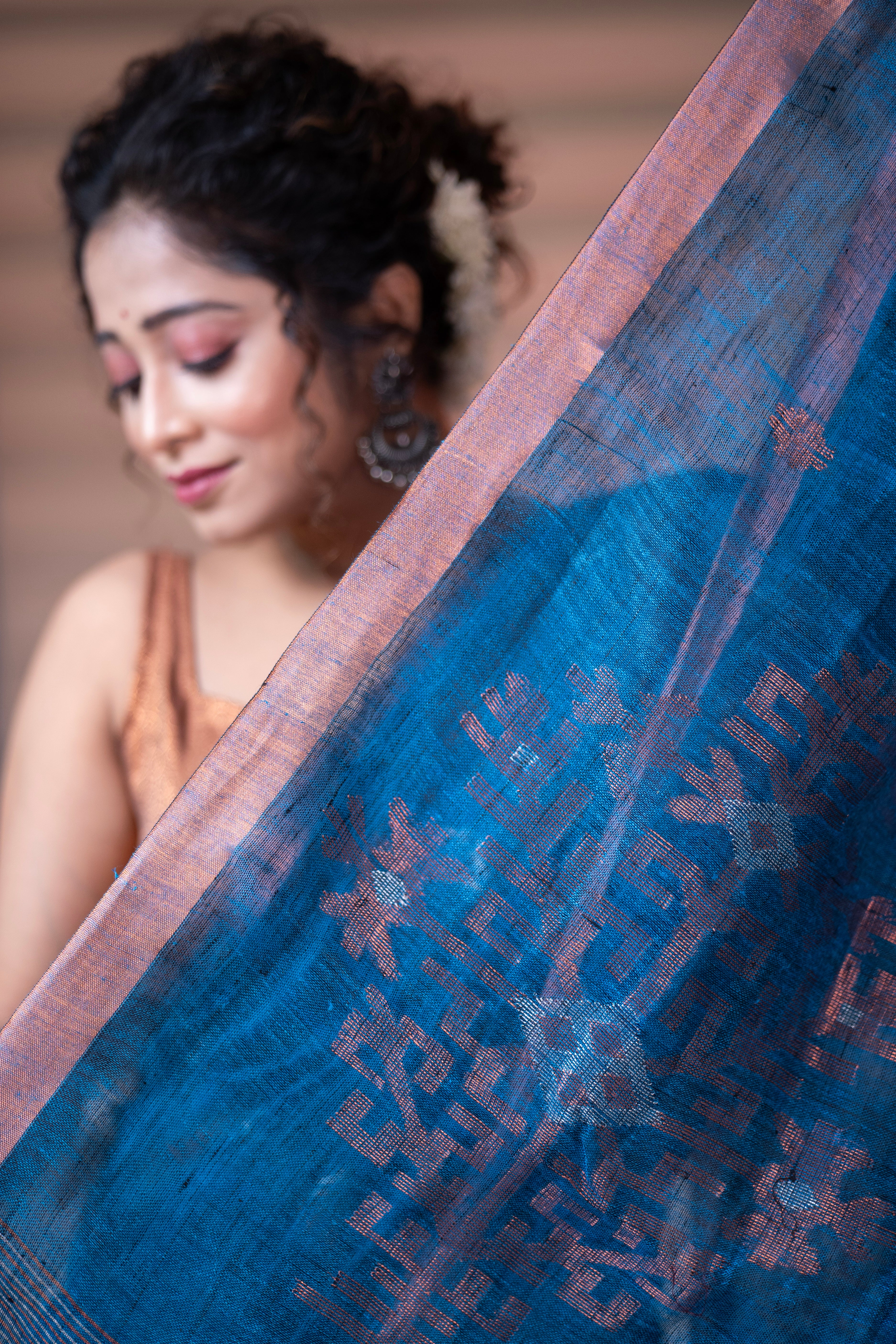 Royal Blue Sawstik Linen Hand Woven Jamdani Saree