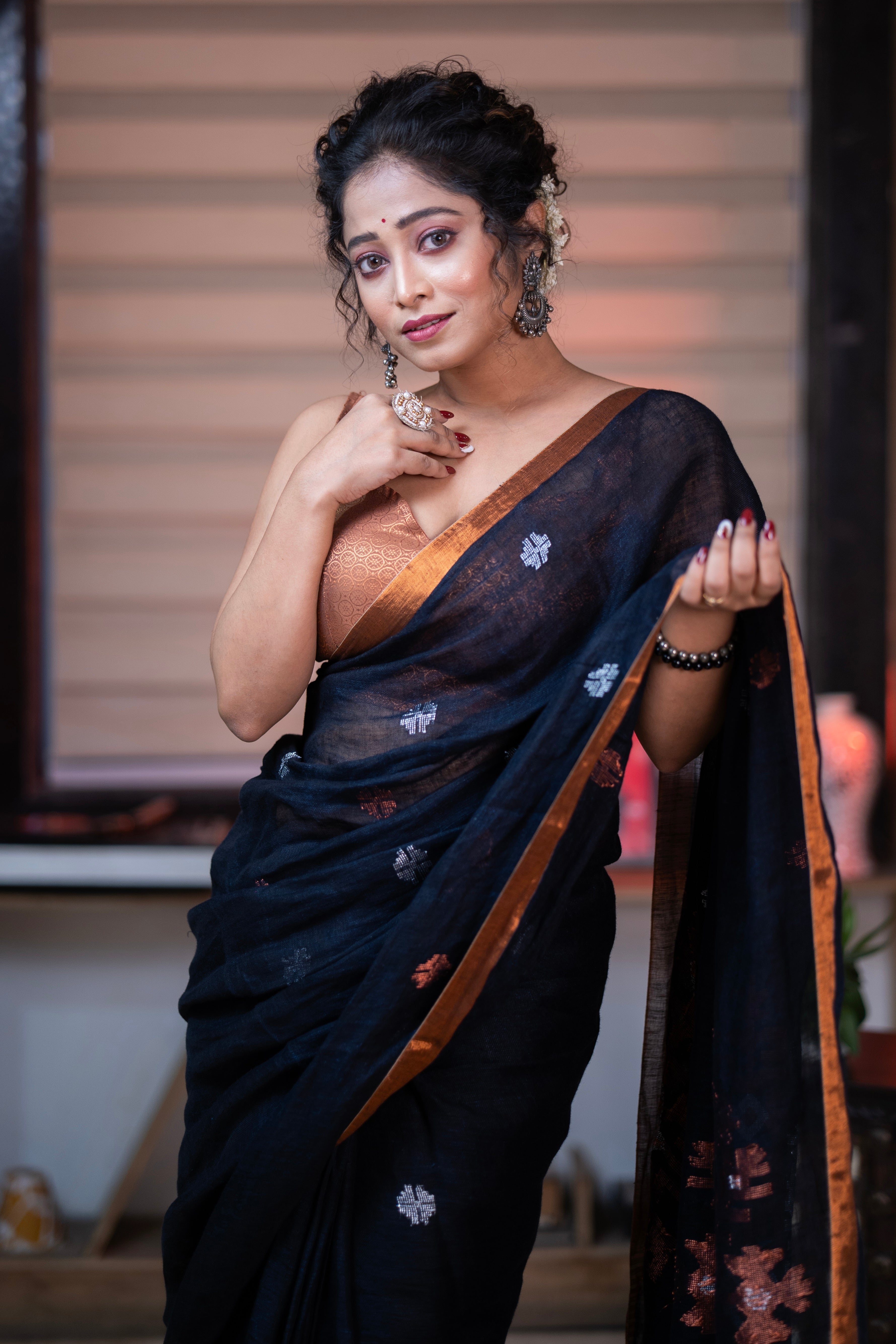 Black Swastik Linen Handwoven Jamdani Saree