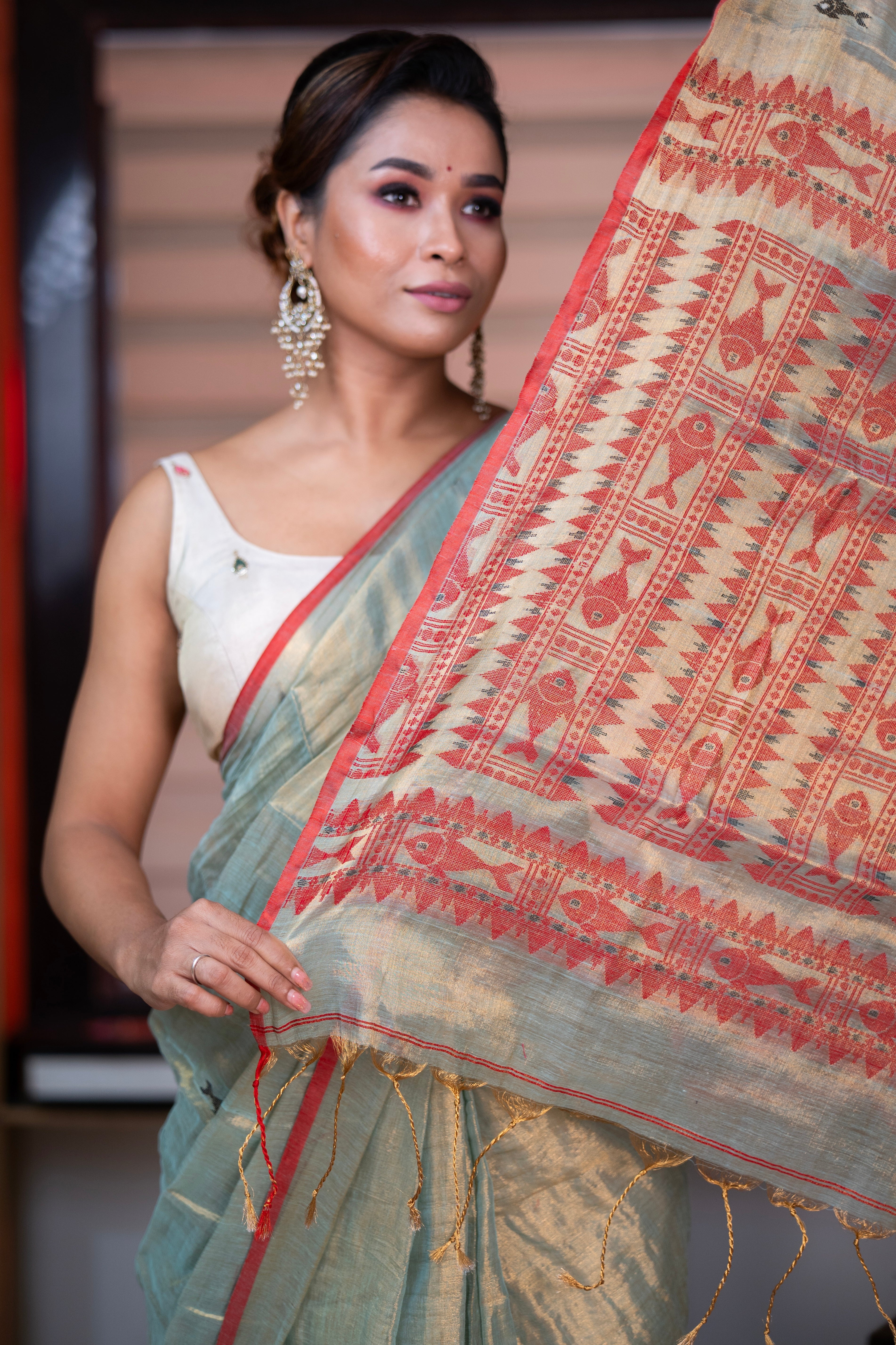 Metallic Mint green Tissue Linen Handwoven Saree