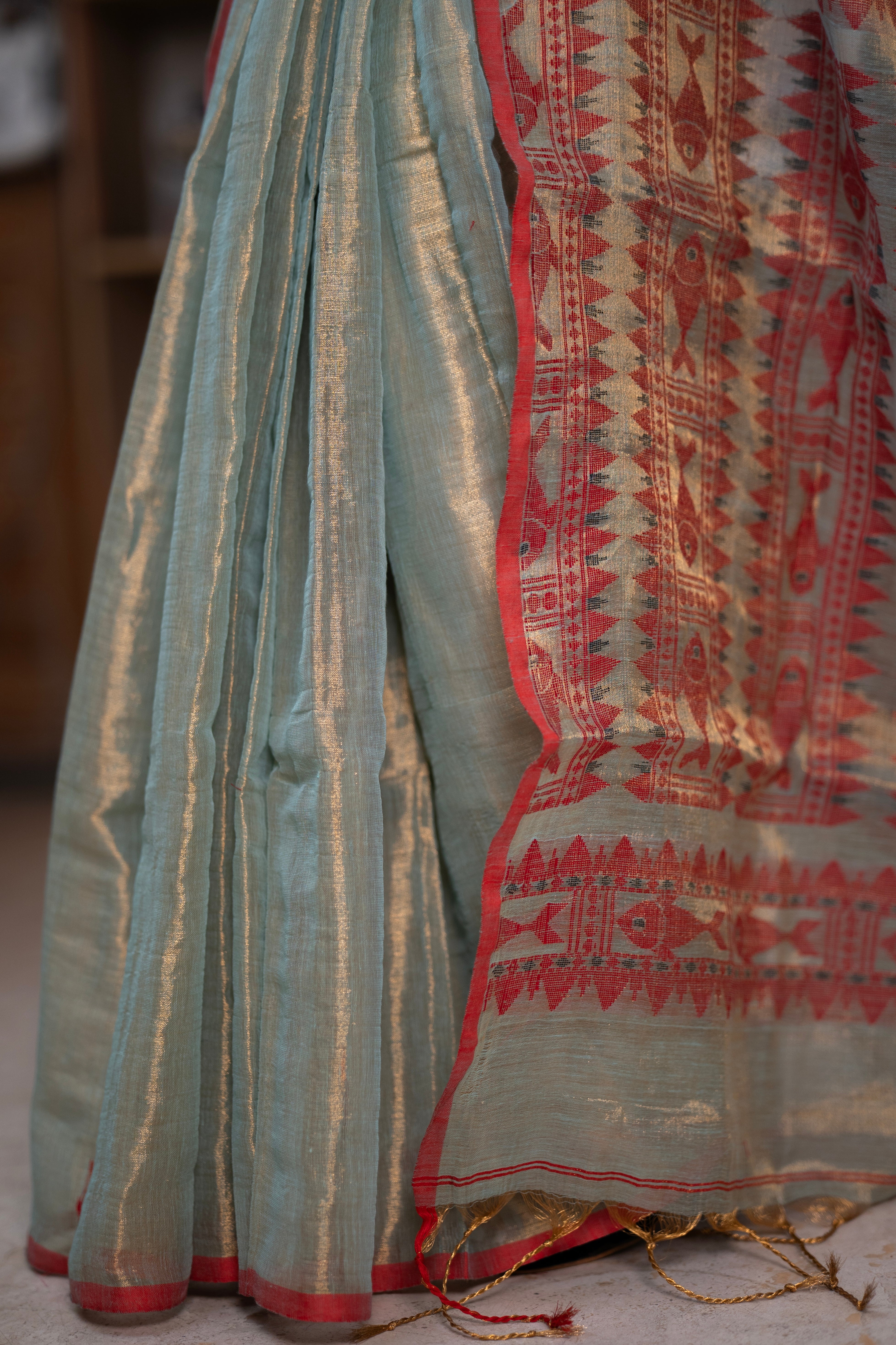 Metallic Mint green Tissue Linen Handwoven Saree