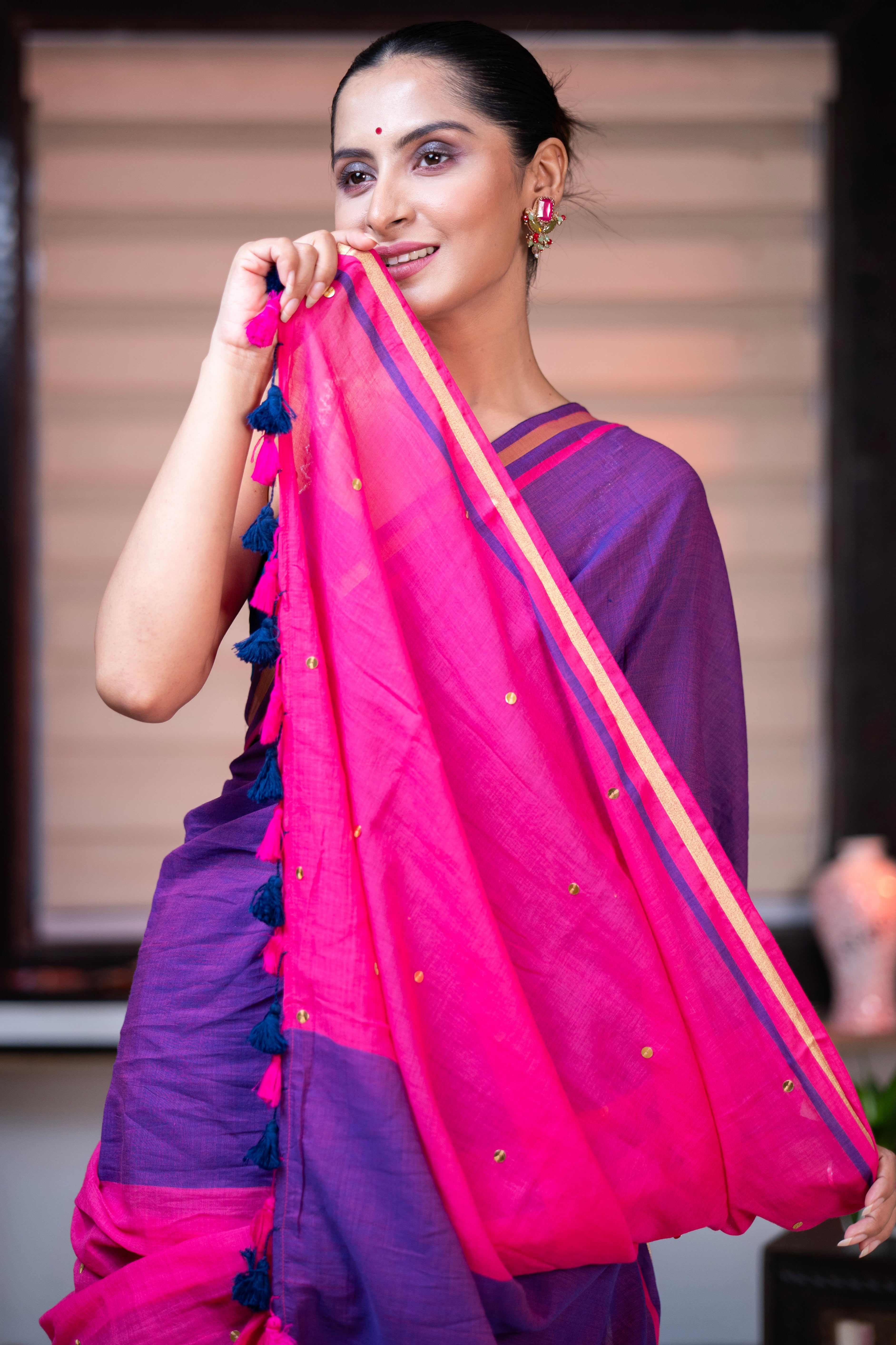 Aarini Mulmul Cotton Half-Half Saree with gini- Zari Work - Blue Rani