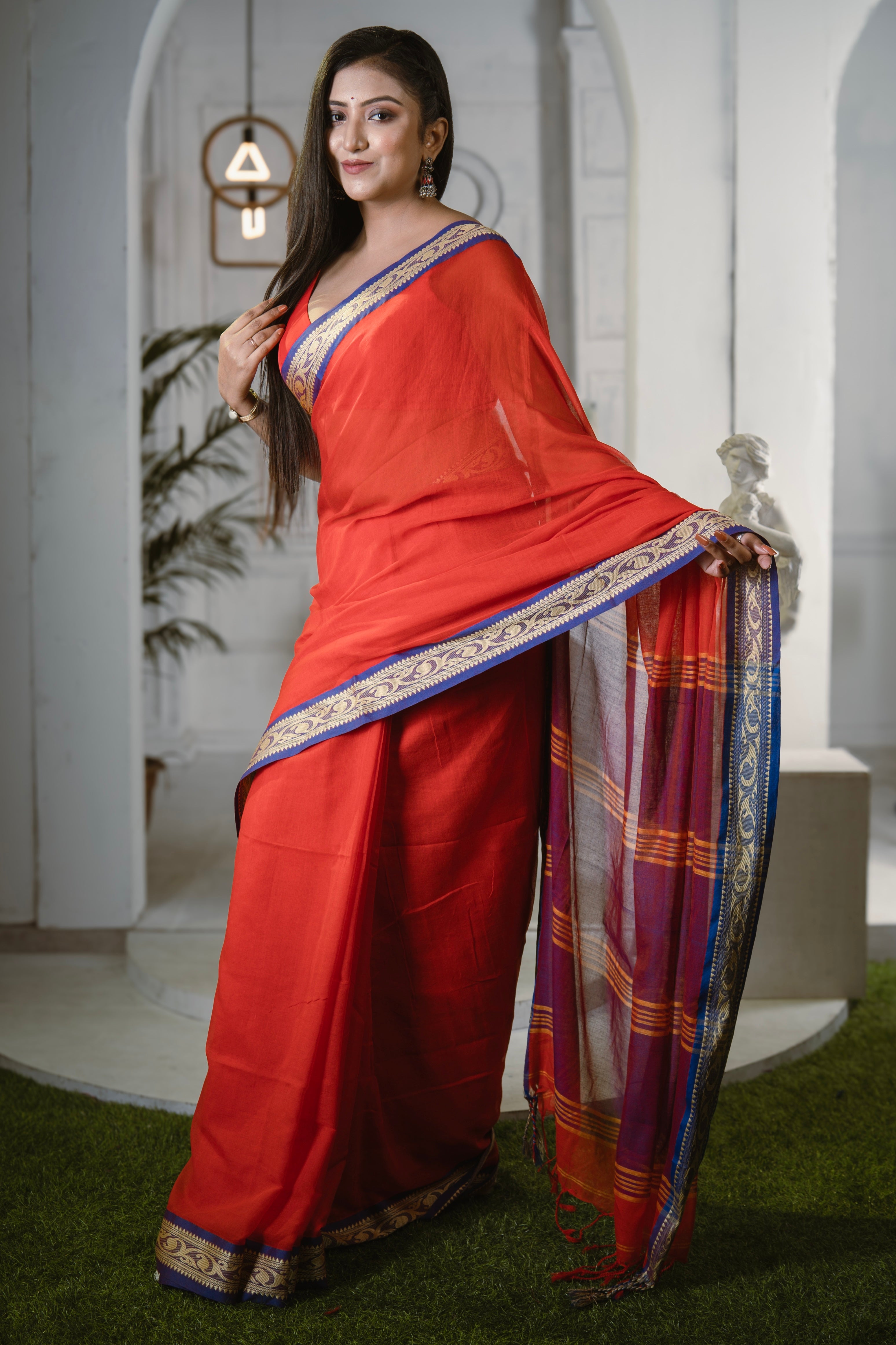 Handwoven Mulmul Cotton Saree- Red