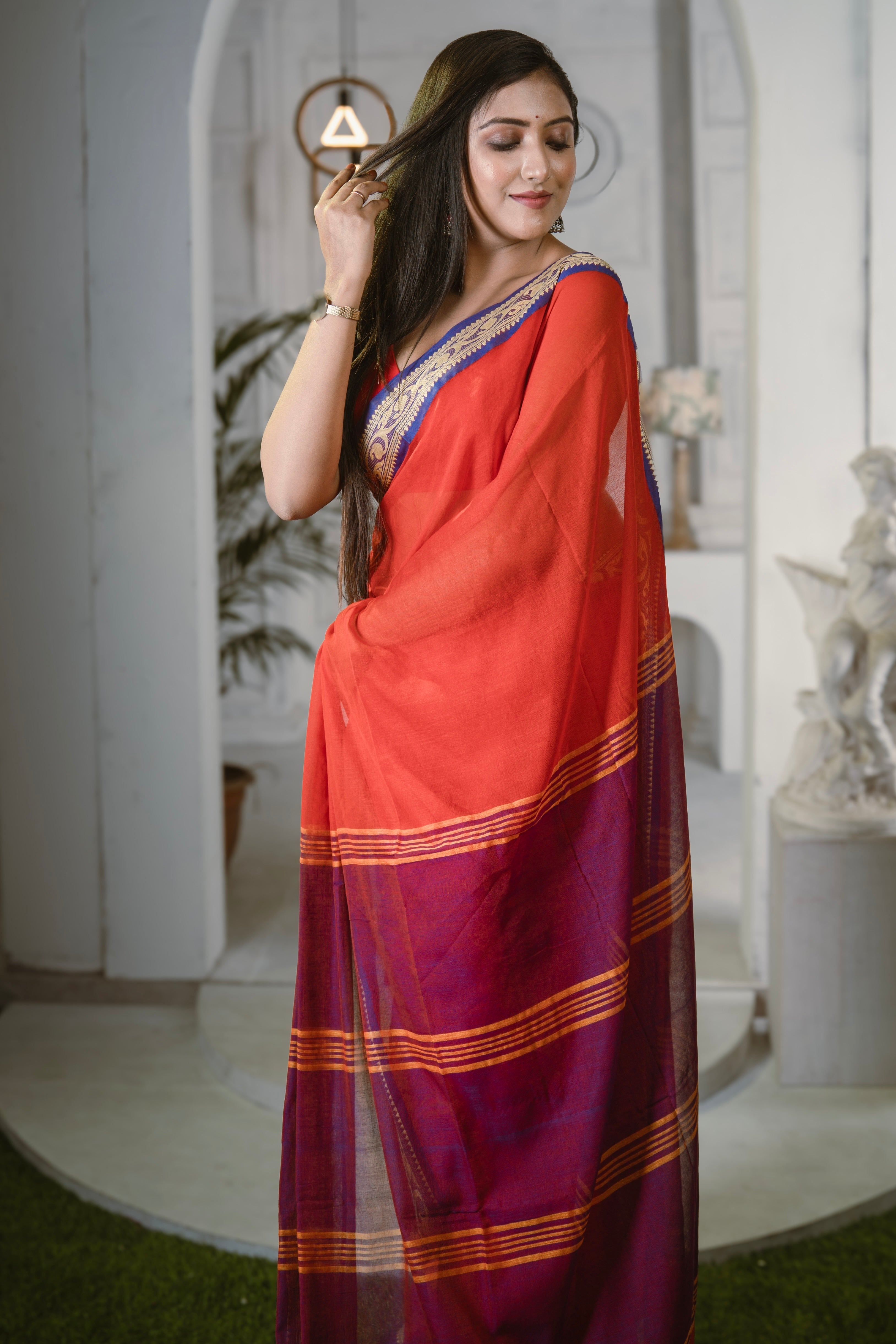 Handwoven Mulmul Cotton Saree- Red