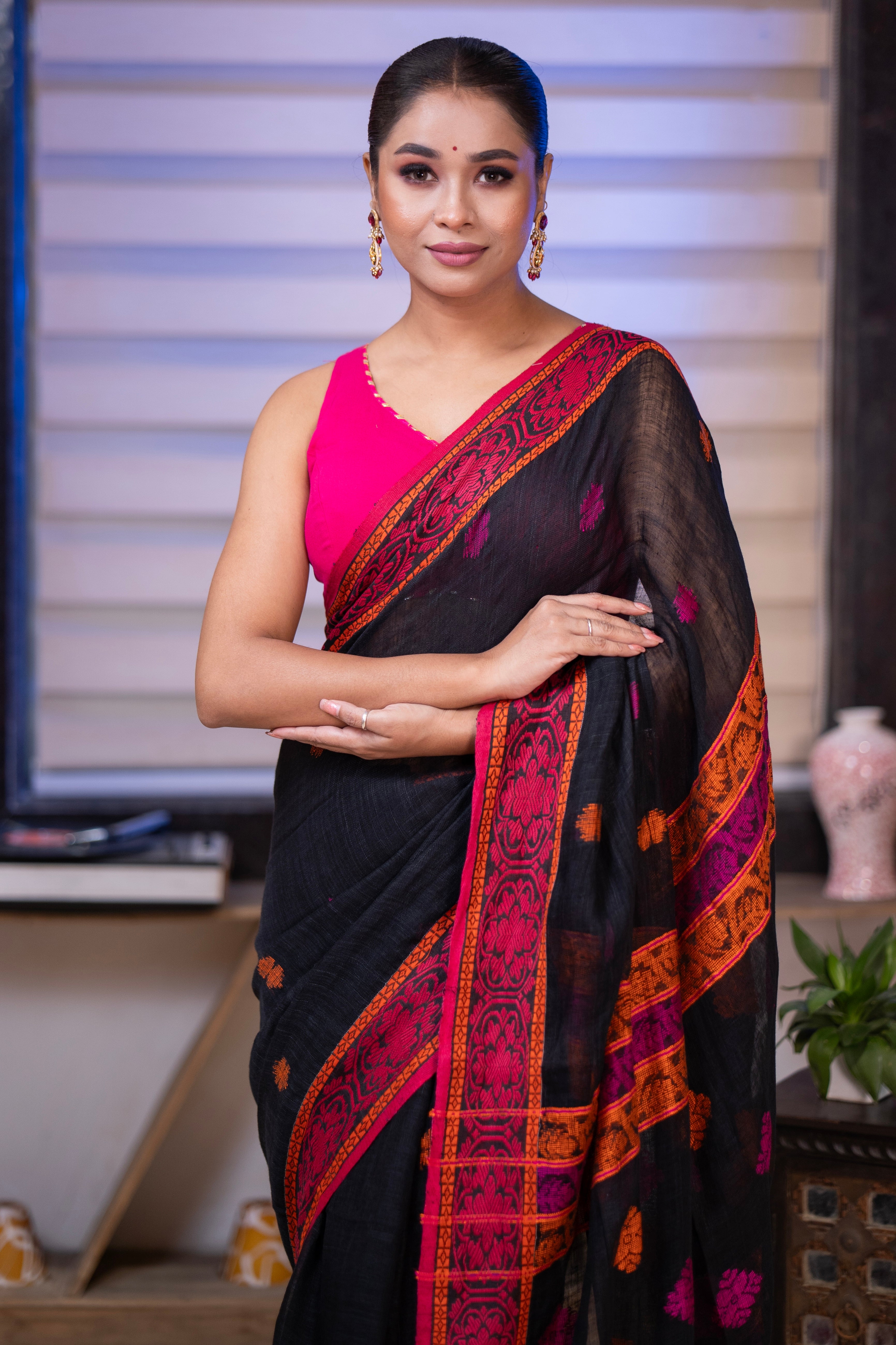 Black & Orange Linen Hand Woven Jamdani Saree