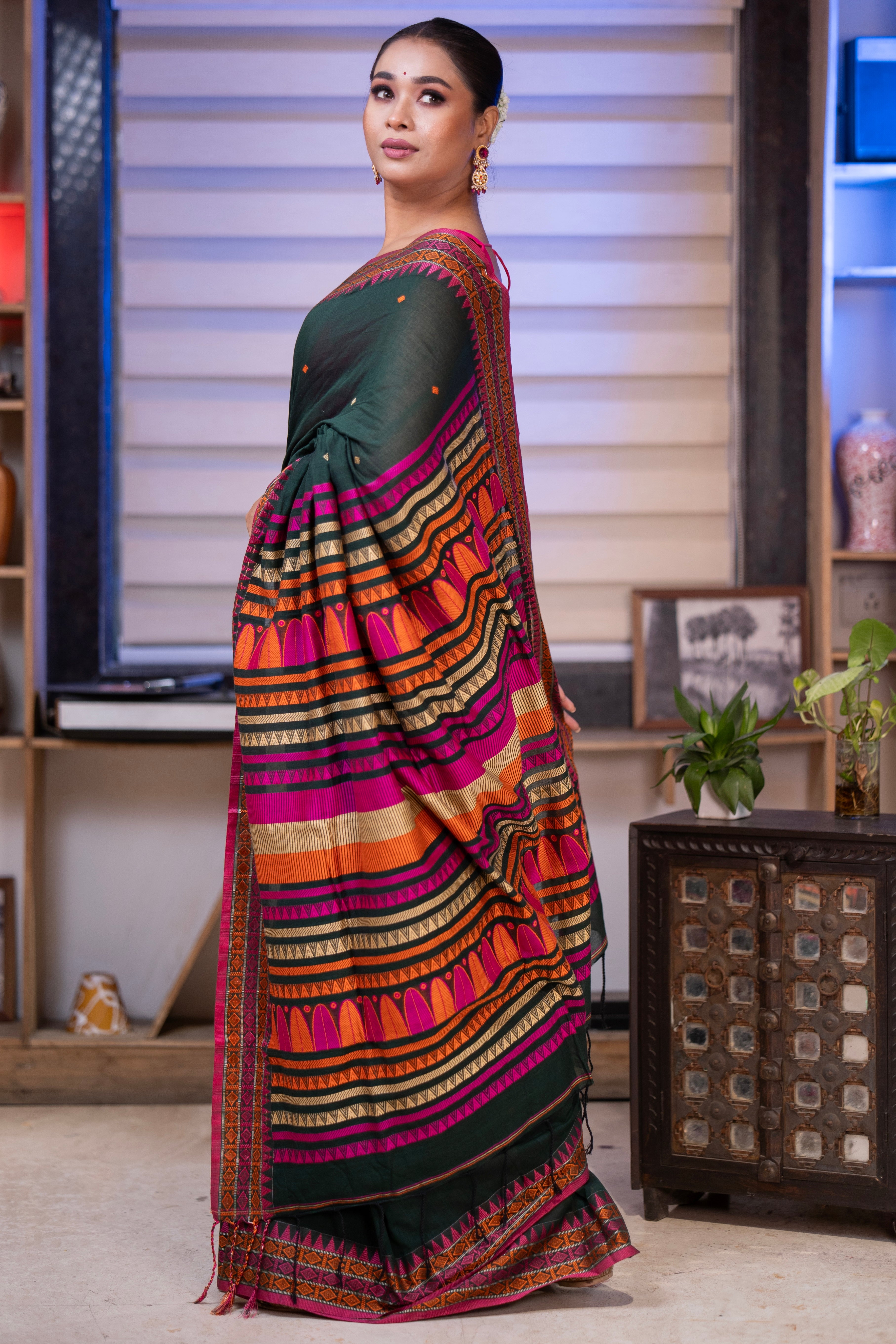 Pure Masrise Cotton Handwoven Saree-Deep Green