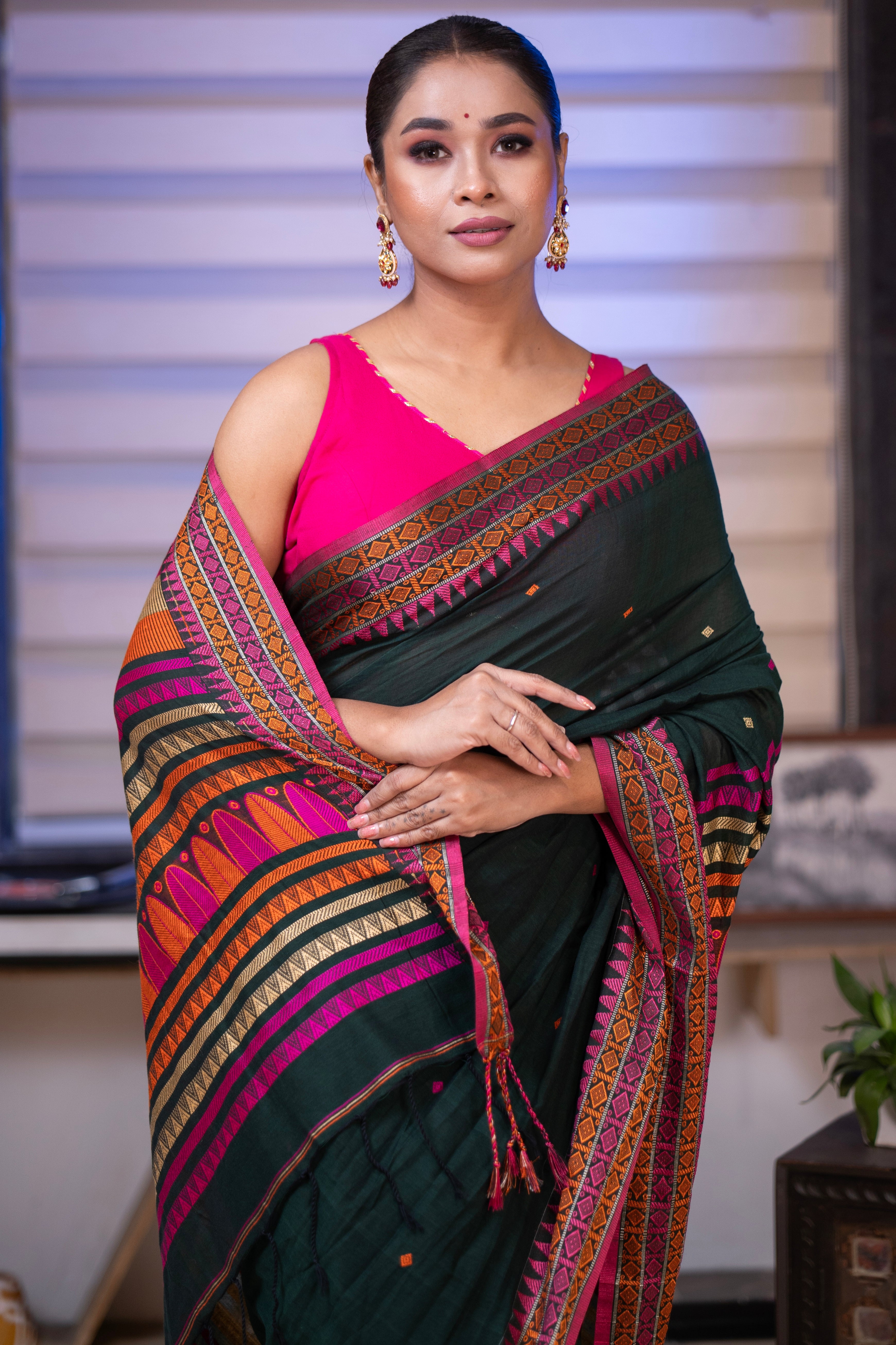 Pure Masrise Cotton Handwoven Saree-Deep Green