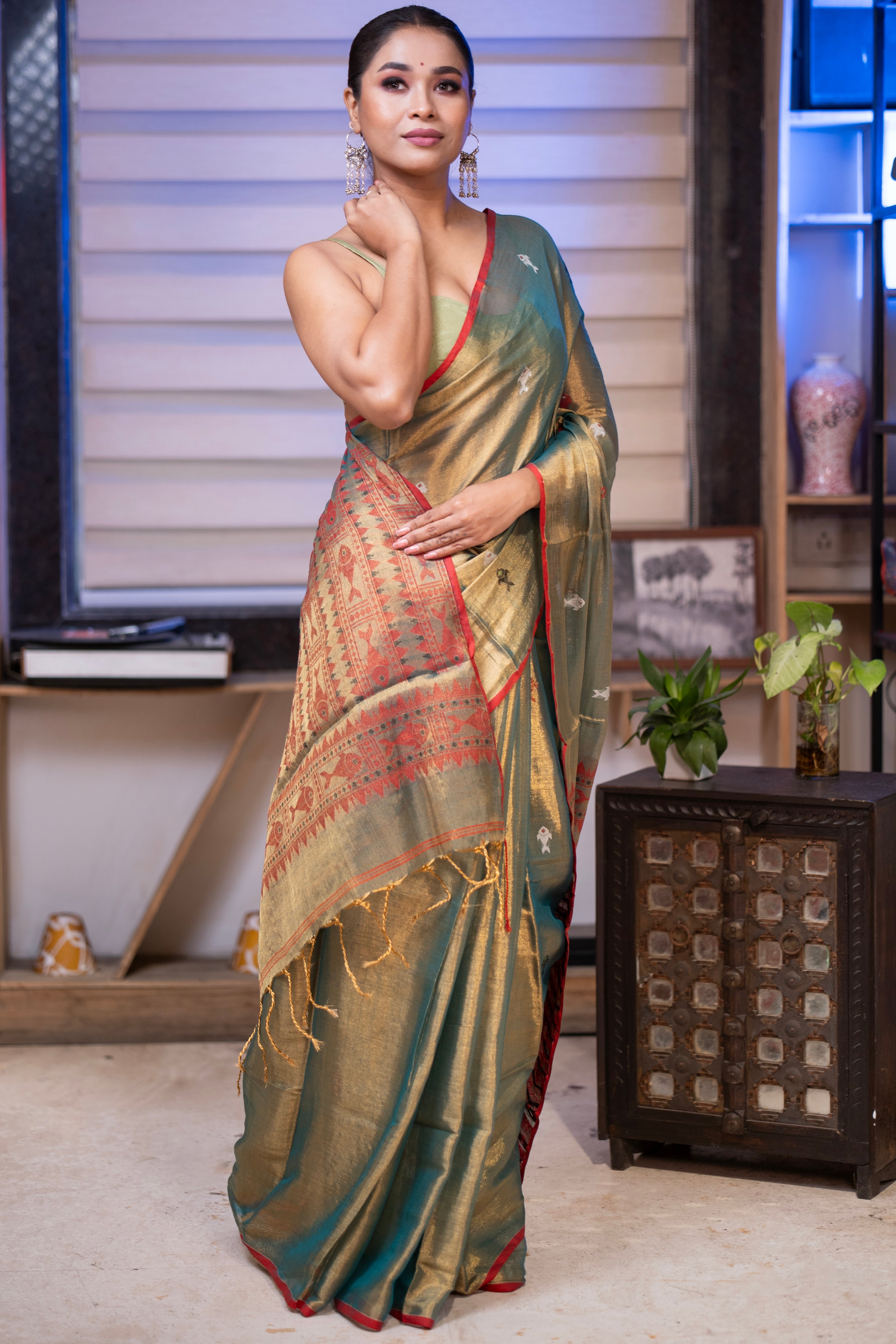 Metallic Persian green Tissue Linen Handwoven Saree