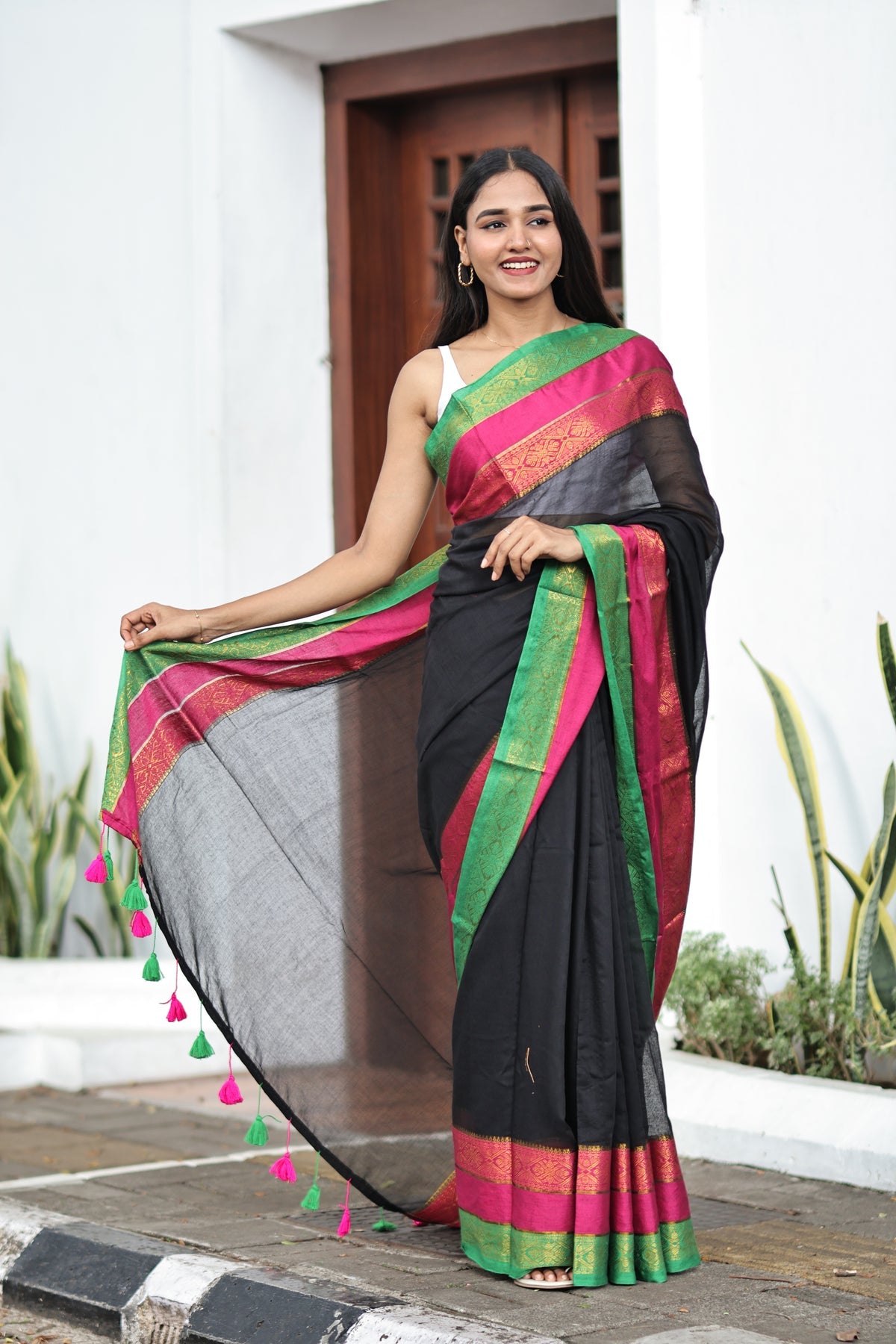 Black Mulmul Cotton Saree with Zari Border With Blouse Piece
