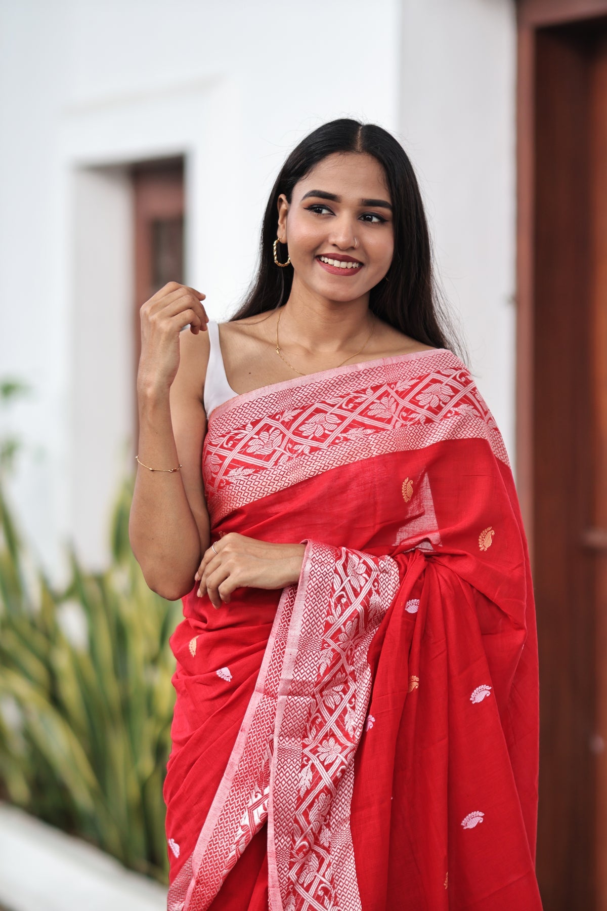 Red & white pure Mashrise Cotton Handweaving saree with blouse piece