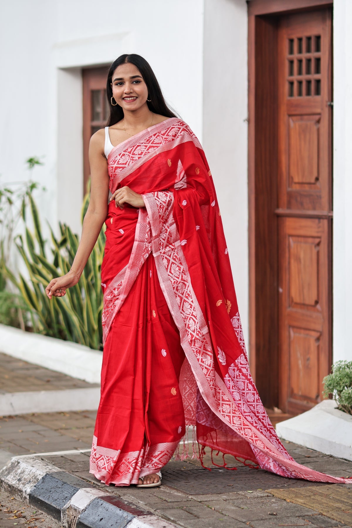 Red & white pure Mashrise Cotton Handweaving saree with blouse piece