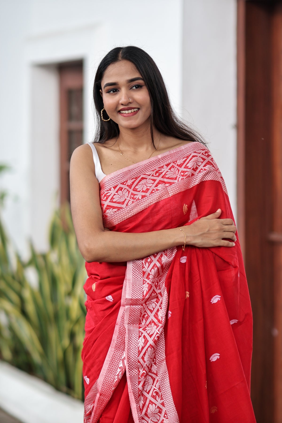 Red & white pure Mashrise Cotton Handweaving saree with blouse piece
