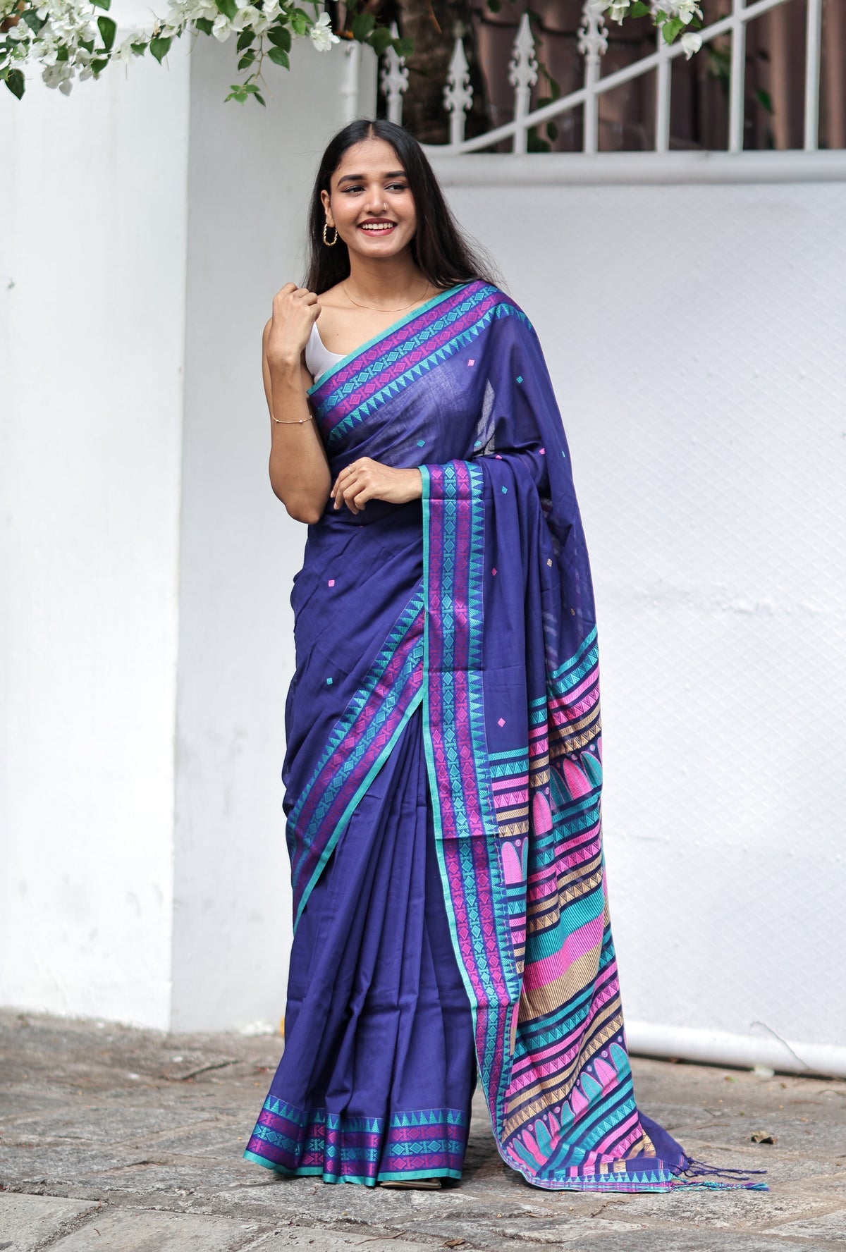 Royal Blue Pure Masrise Cotton Handwoven Saree with contrast blouse piece