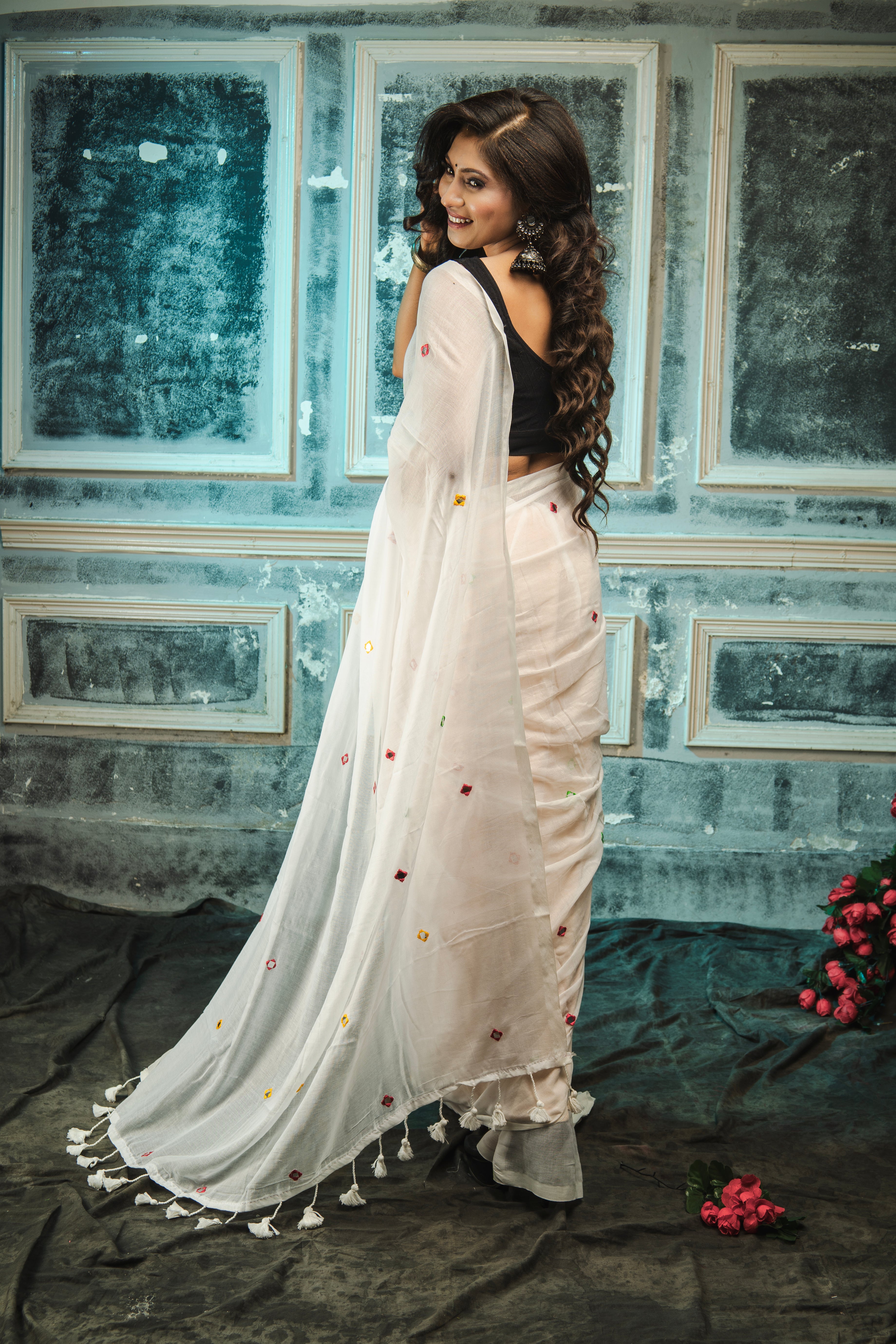 Pure Mul Cotton Mirror Work Saree- White