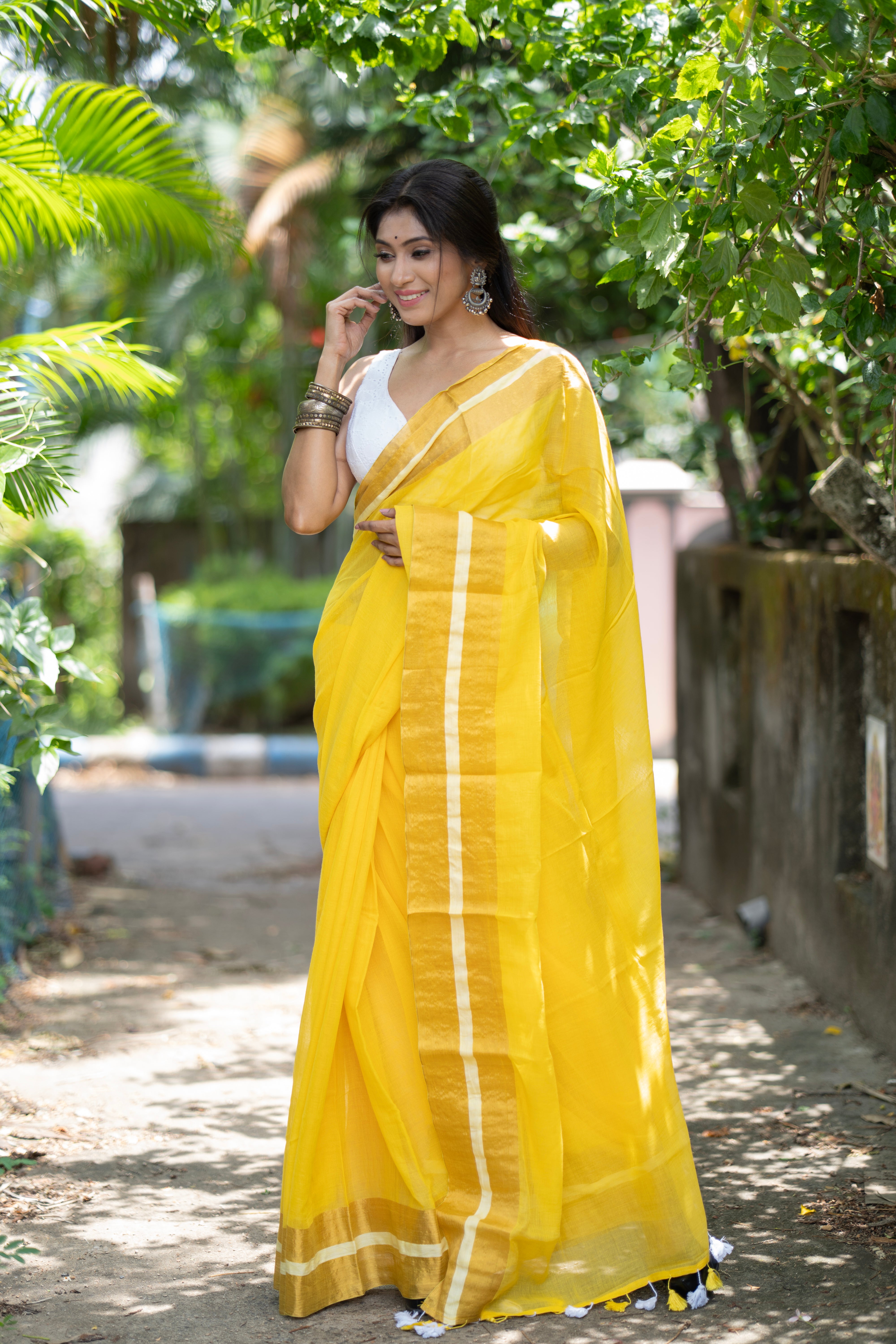 Divya Yellow Mul Mul Cotton Saree