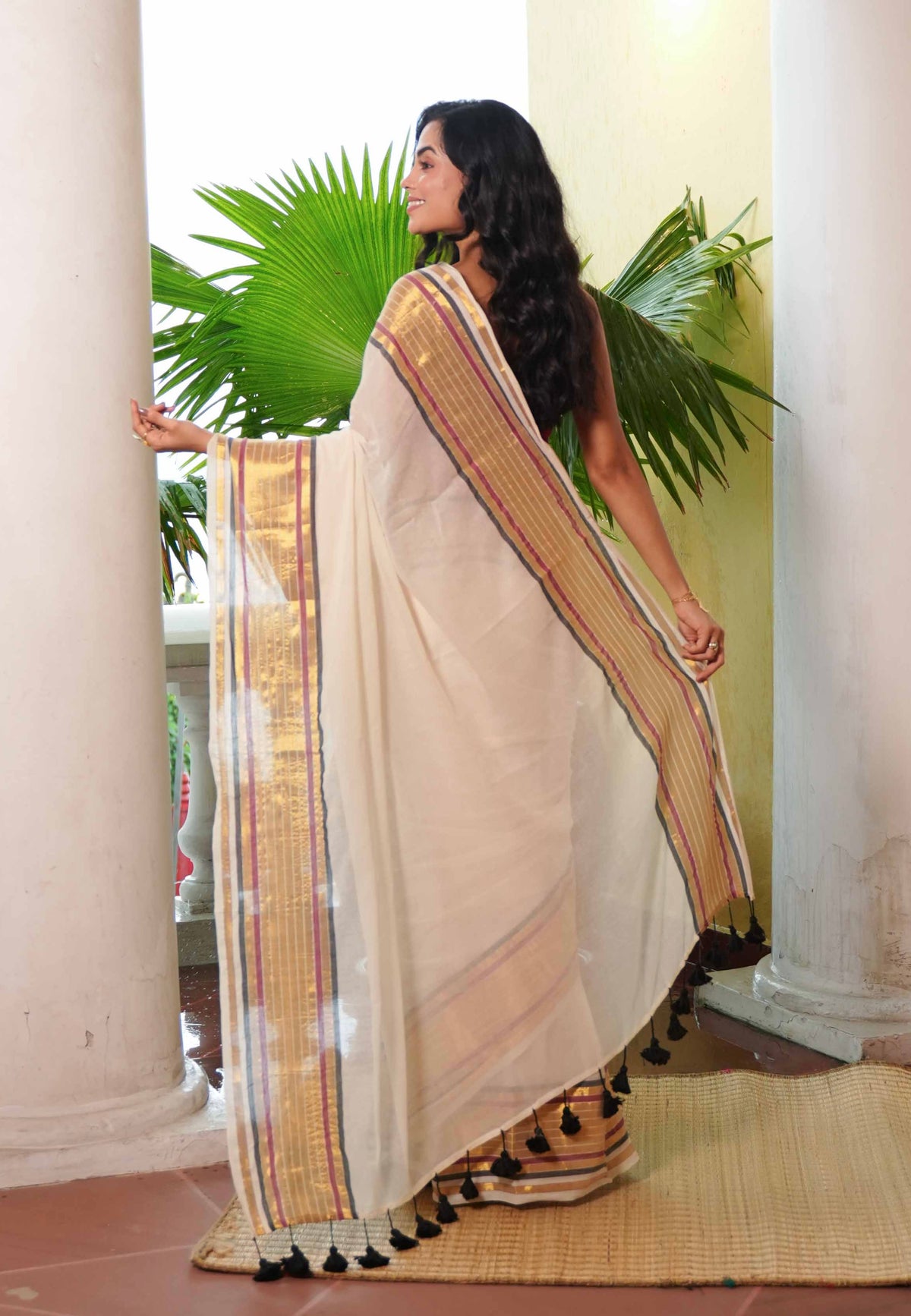 Mul cotton mahapar golden zari border Saree
