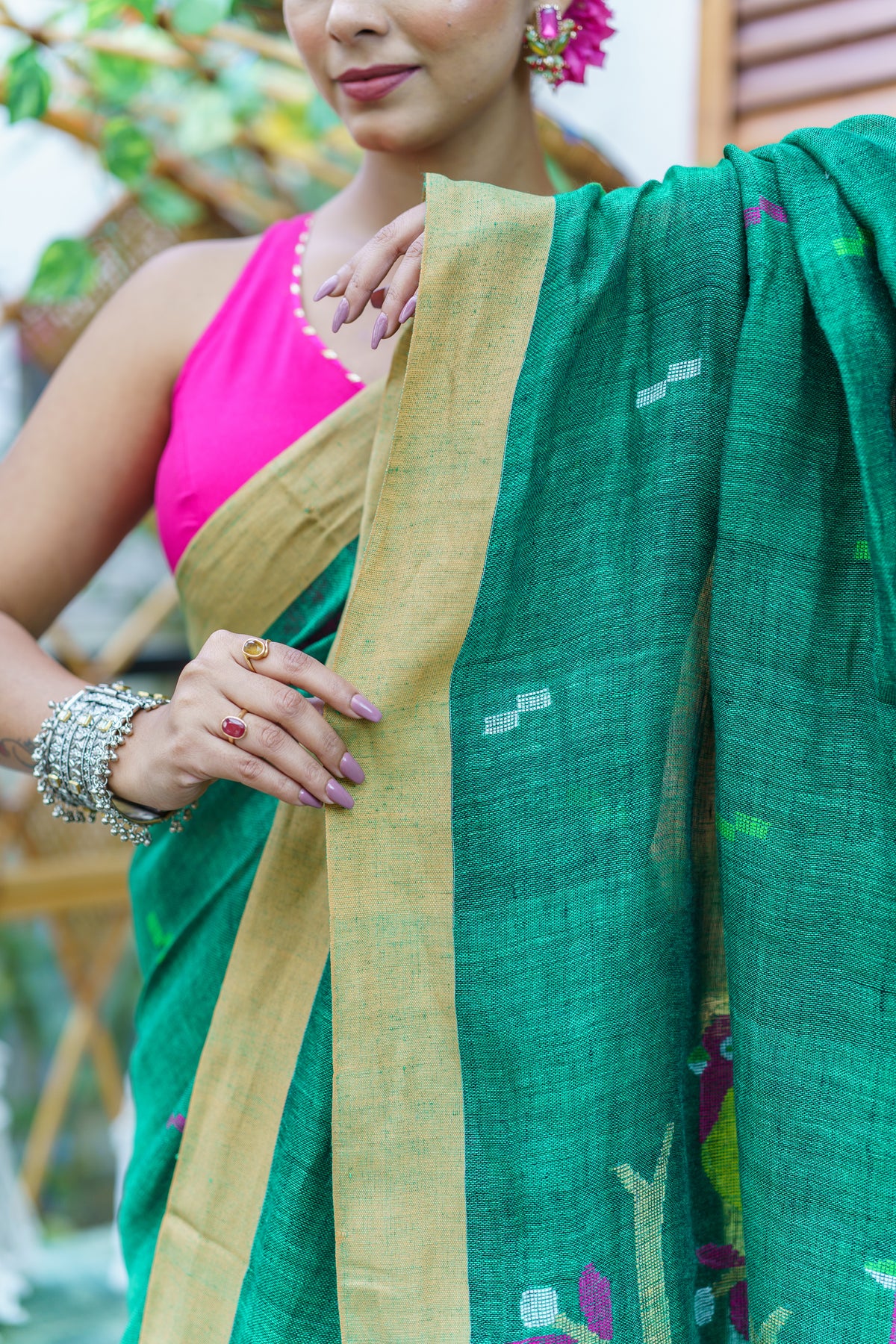 Green Birds Hand Weaving Linen Jamdani Saree with blouse piece