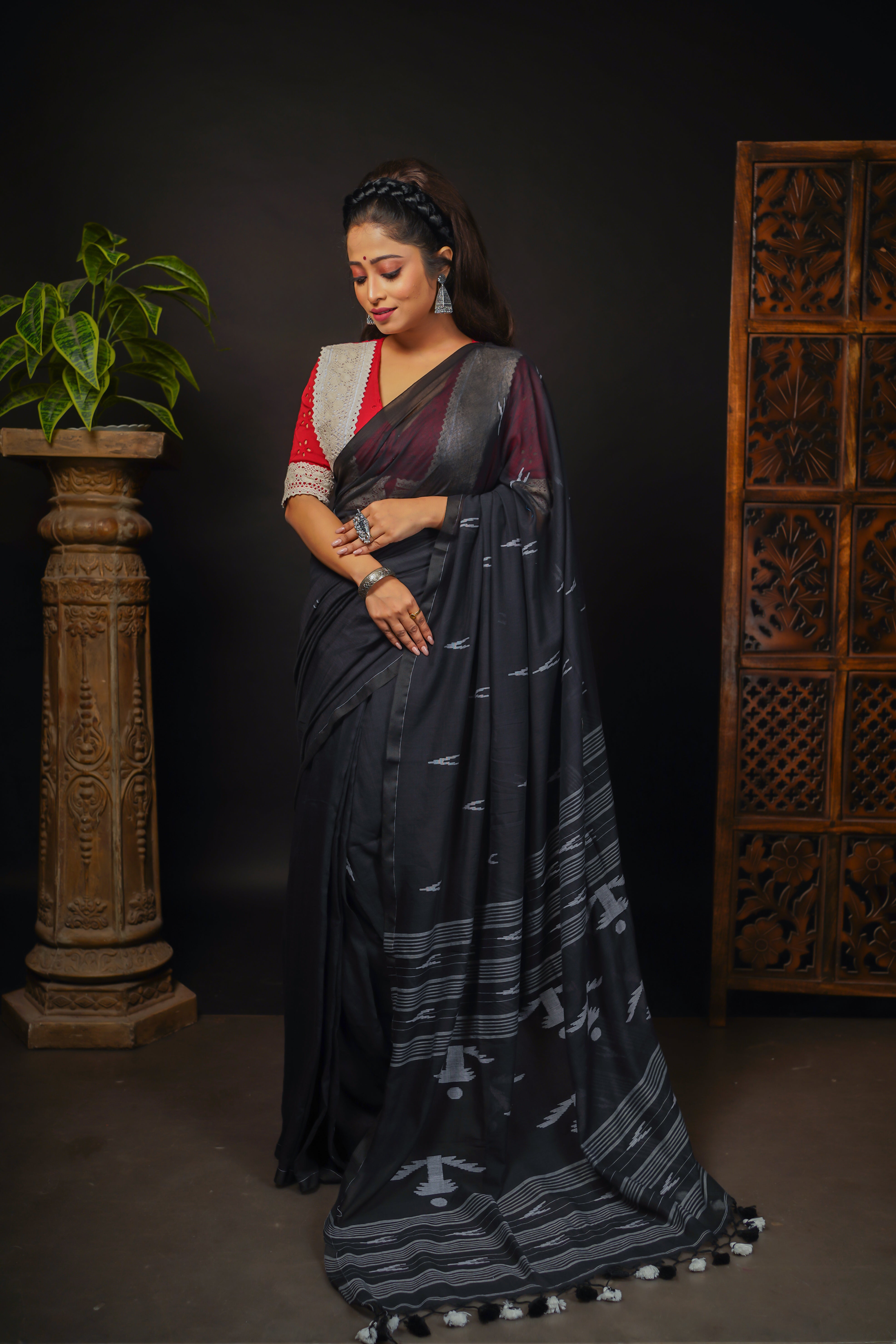 Anvika Black pure mul mul cotton hand weaving saree