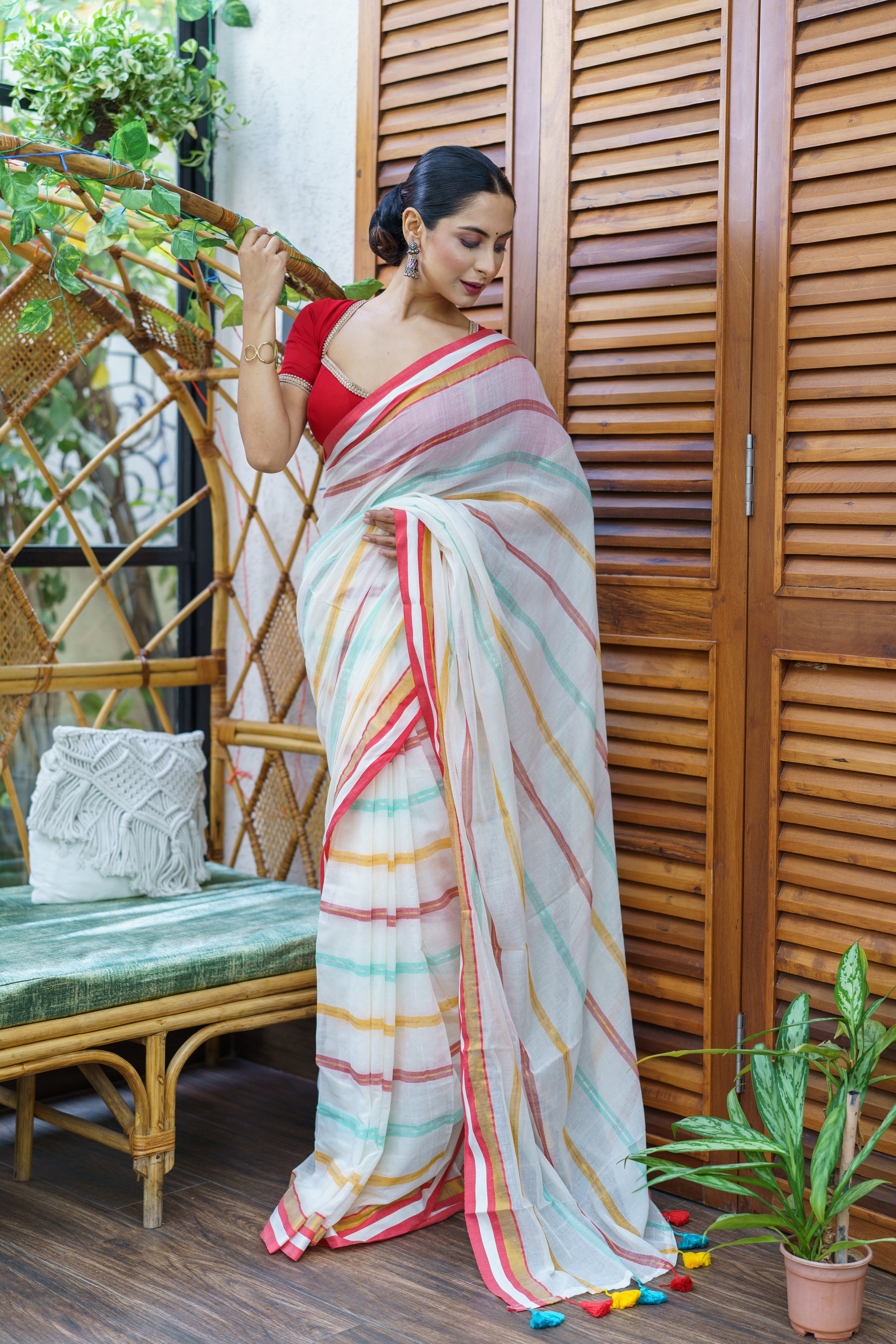 Off white Stripes Mul Mul Cotton Saree