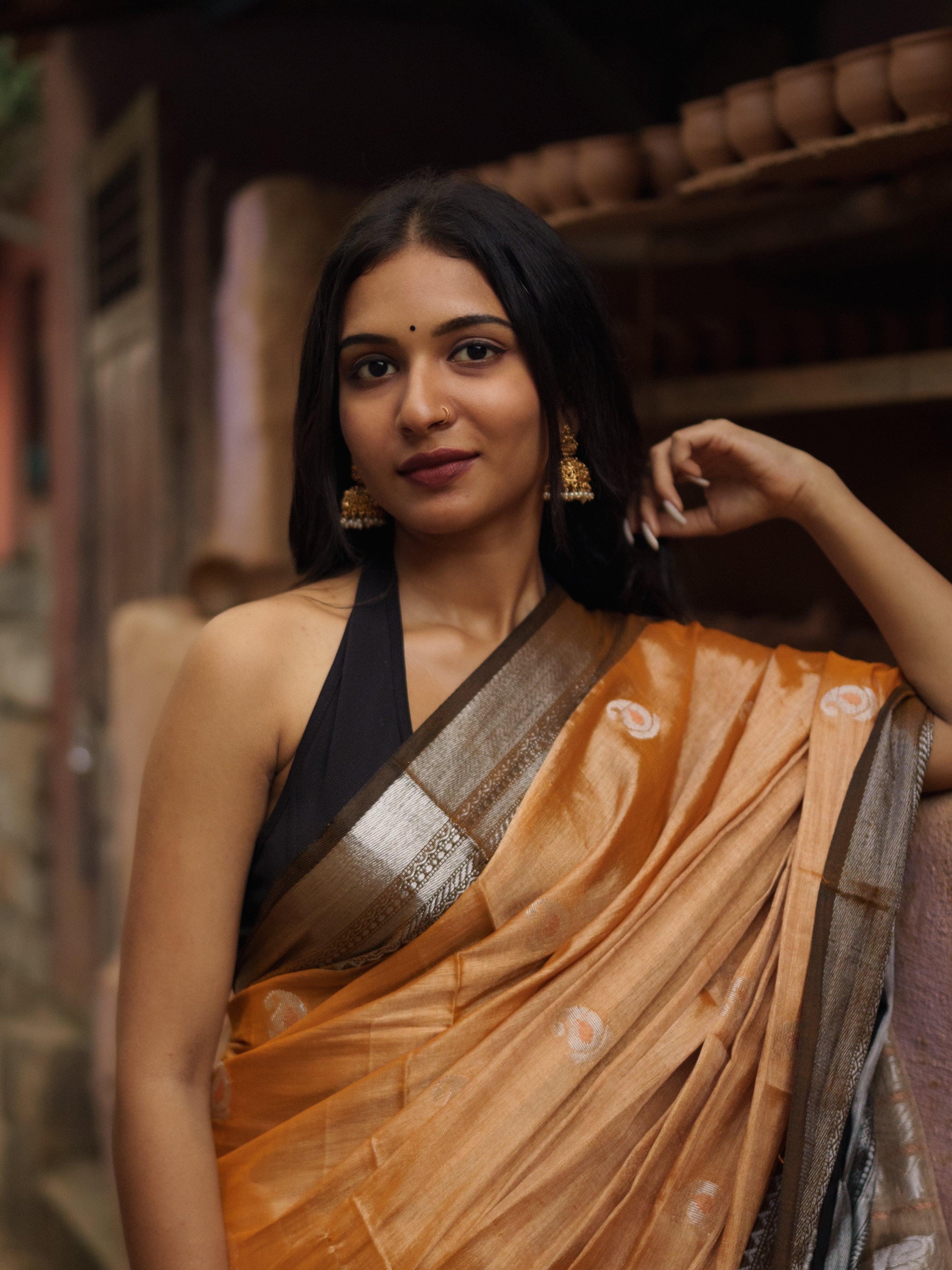 Metallic Gold Pure Tissue Linen Handwoven Jamdani Saree