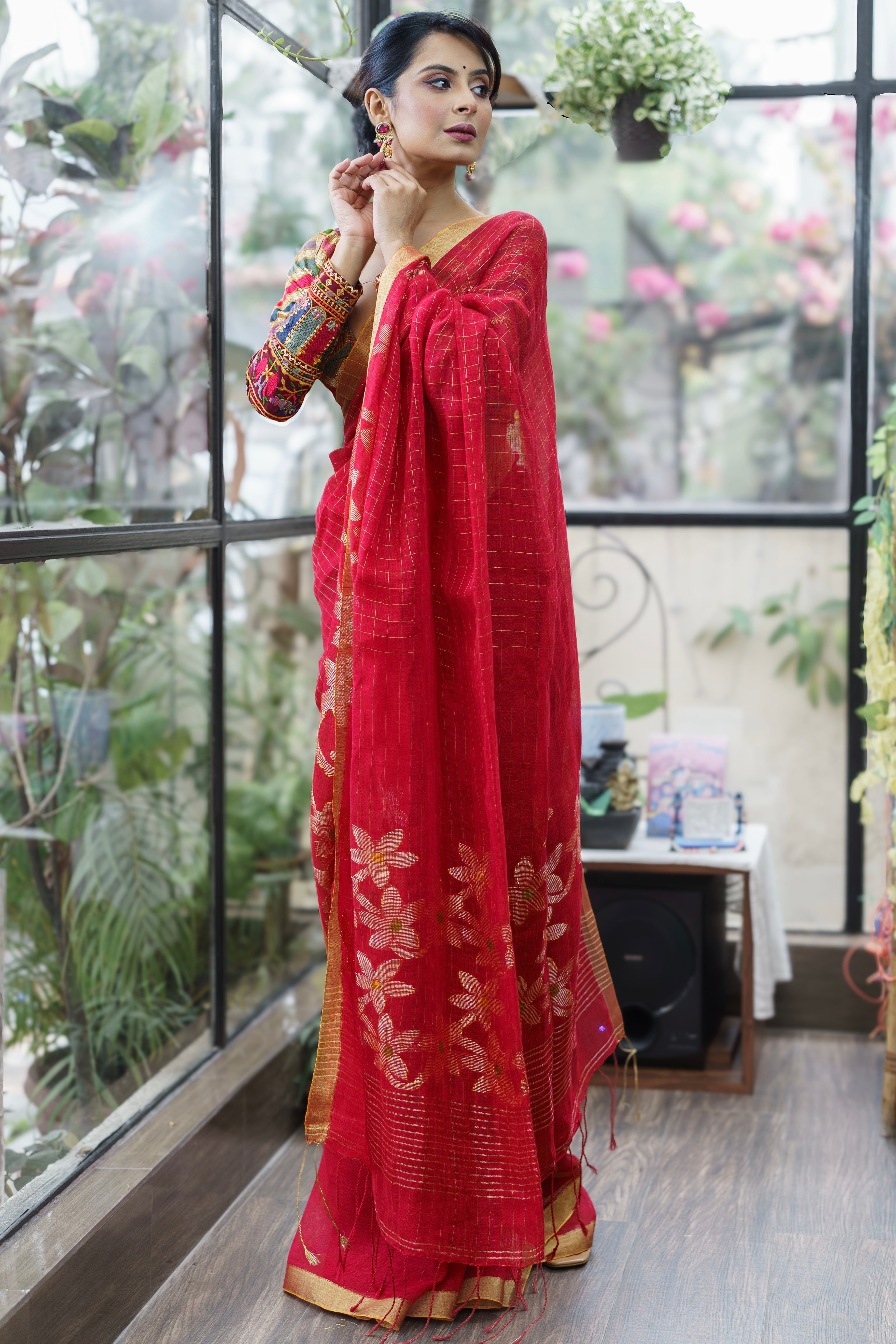 Red floral golden zari check Linen Saree with blouse piece