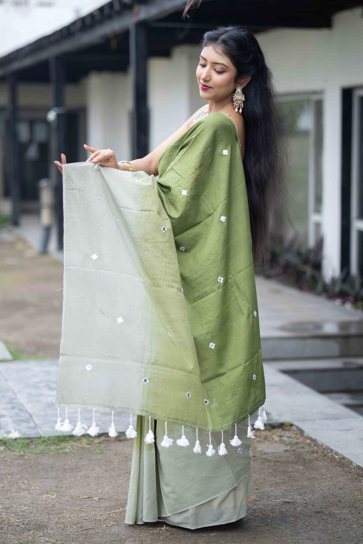 Pure Mul Cotton Mirror Work Saree