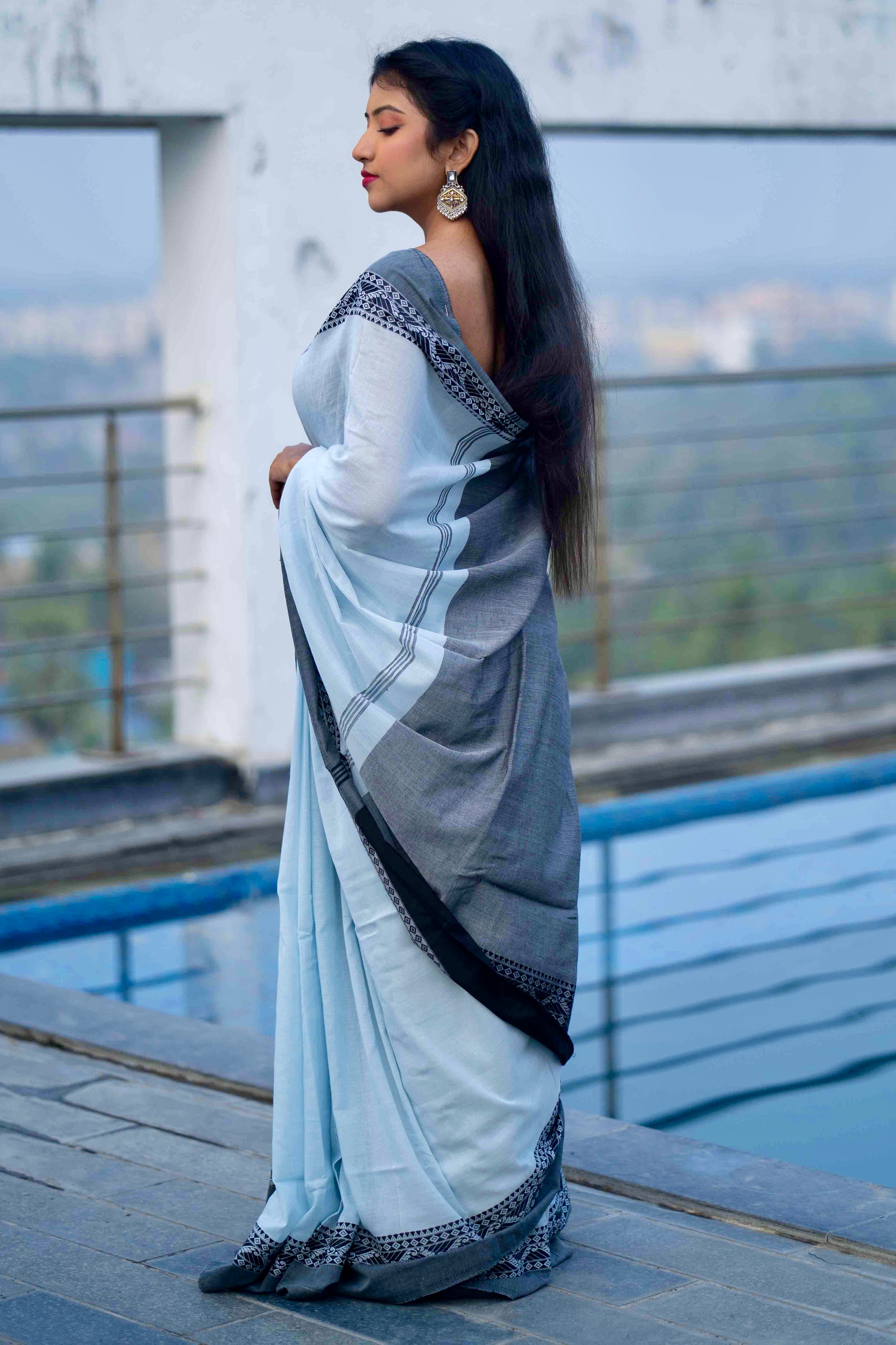 Light blue Mul Mul Cotton Saree with blouse piece