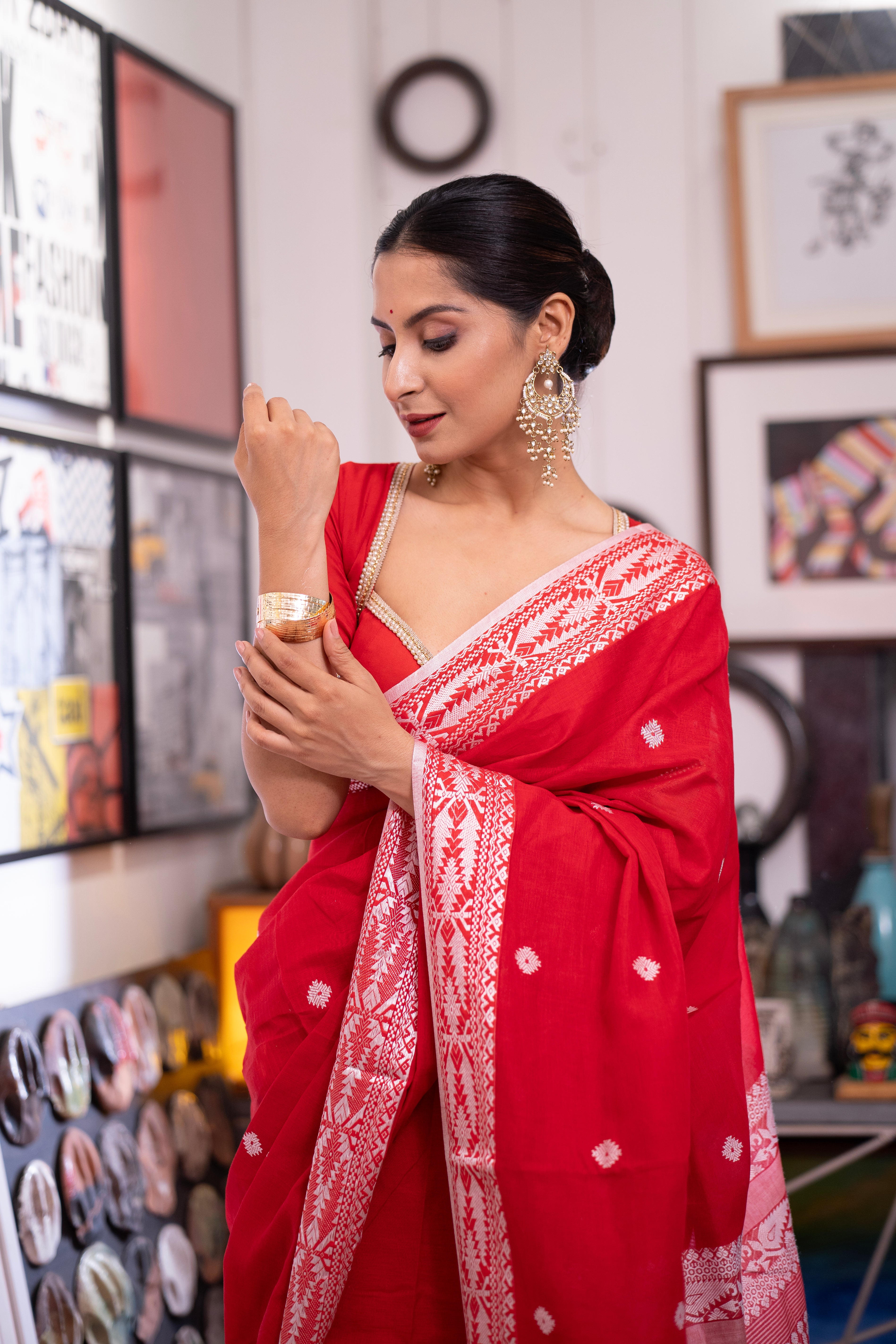 Red Pure Masrise Cotton Handwoven Saree