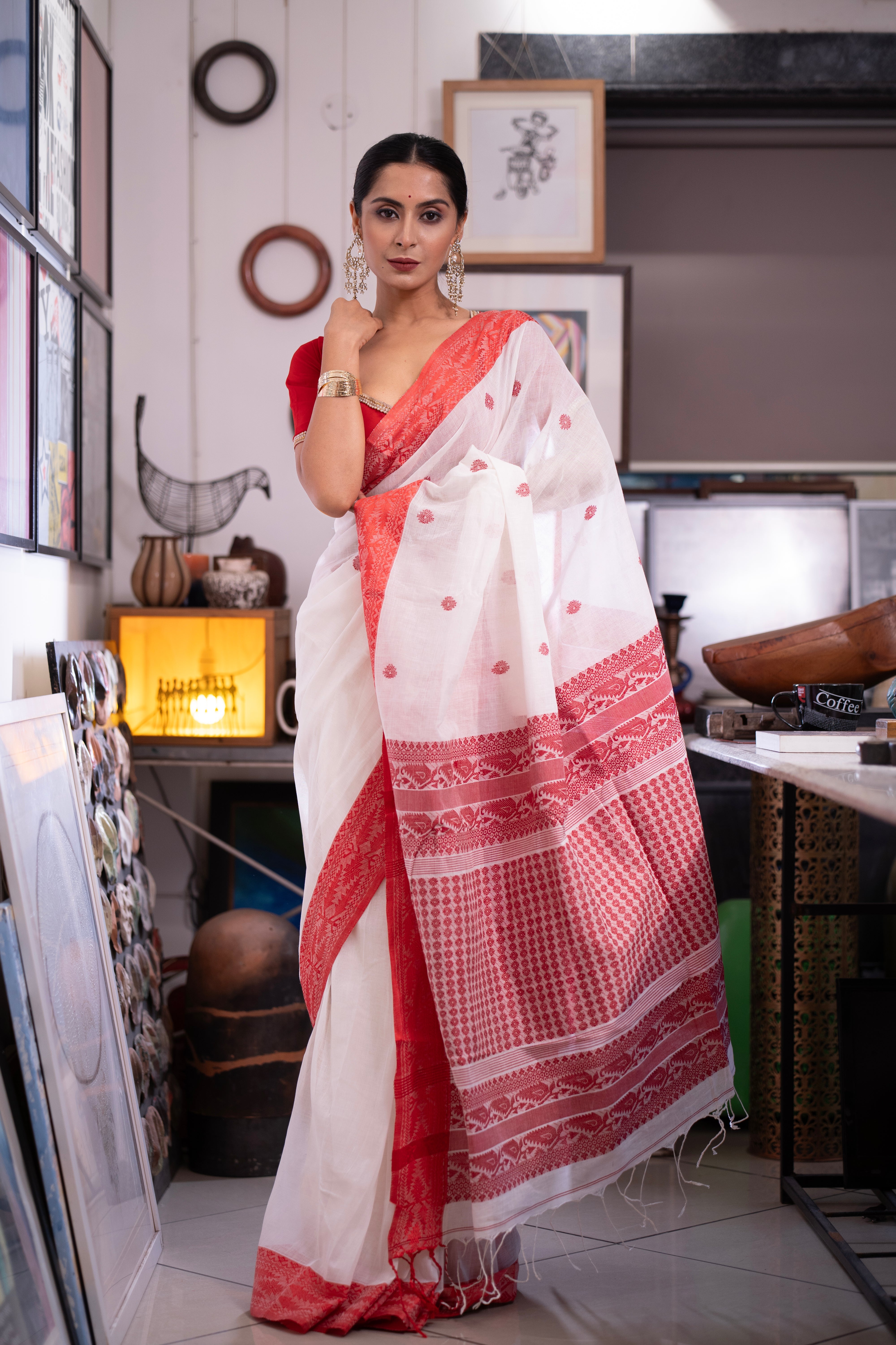 White Pure Masrise Cotton Handwoven Saree