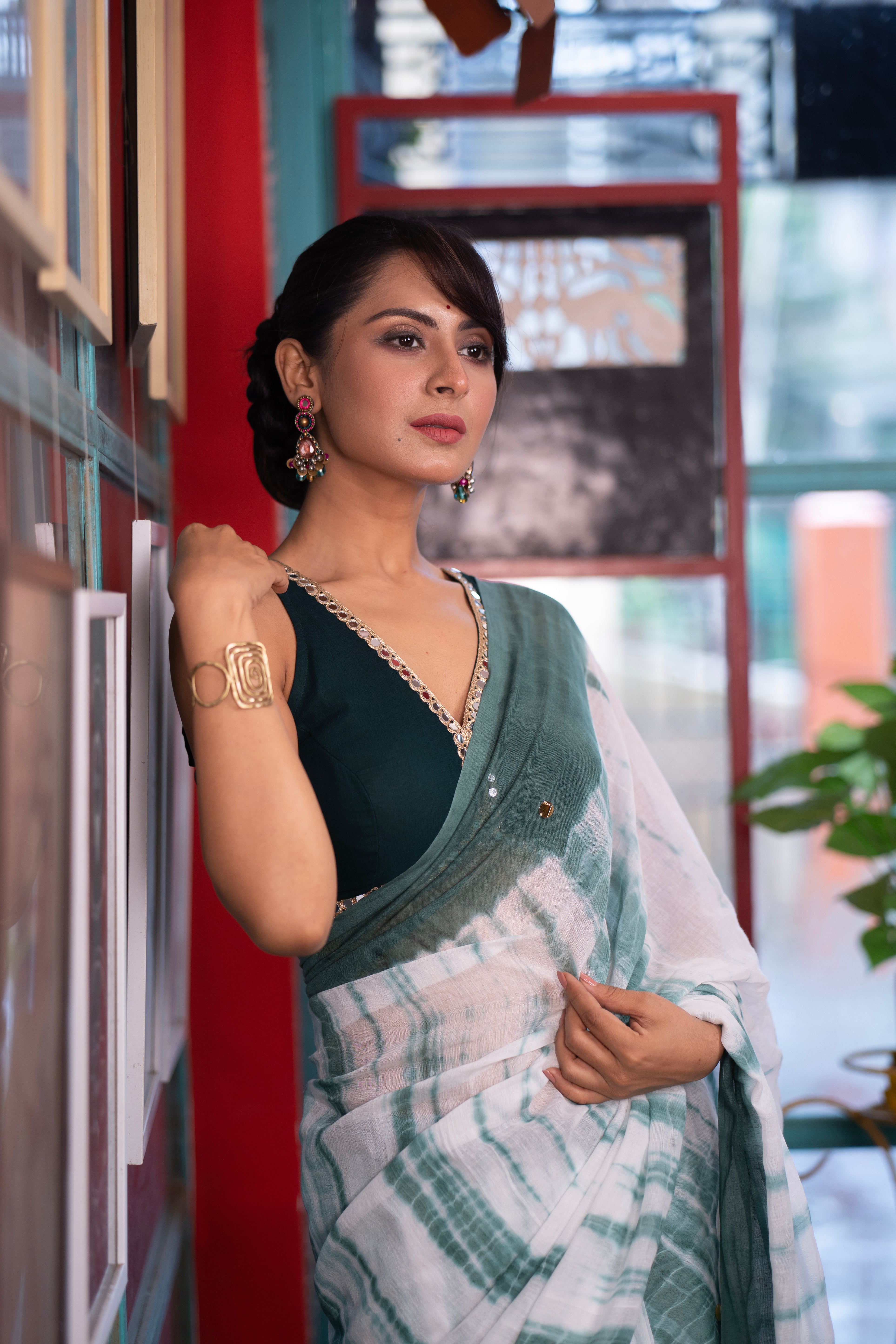 White & Pistachio Shibori Gini Work Pure Mul Cotton Saree