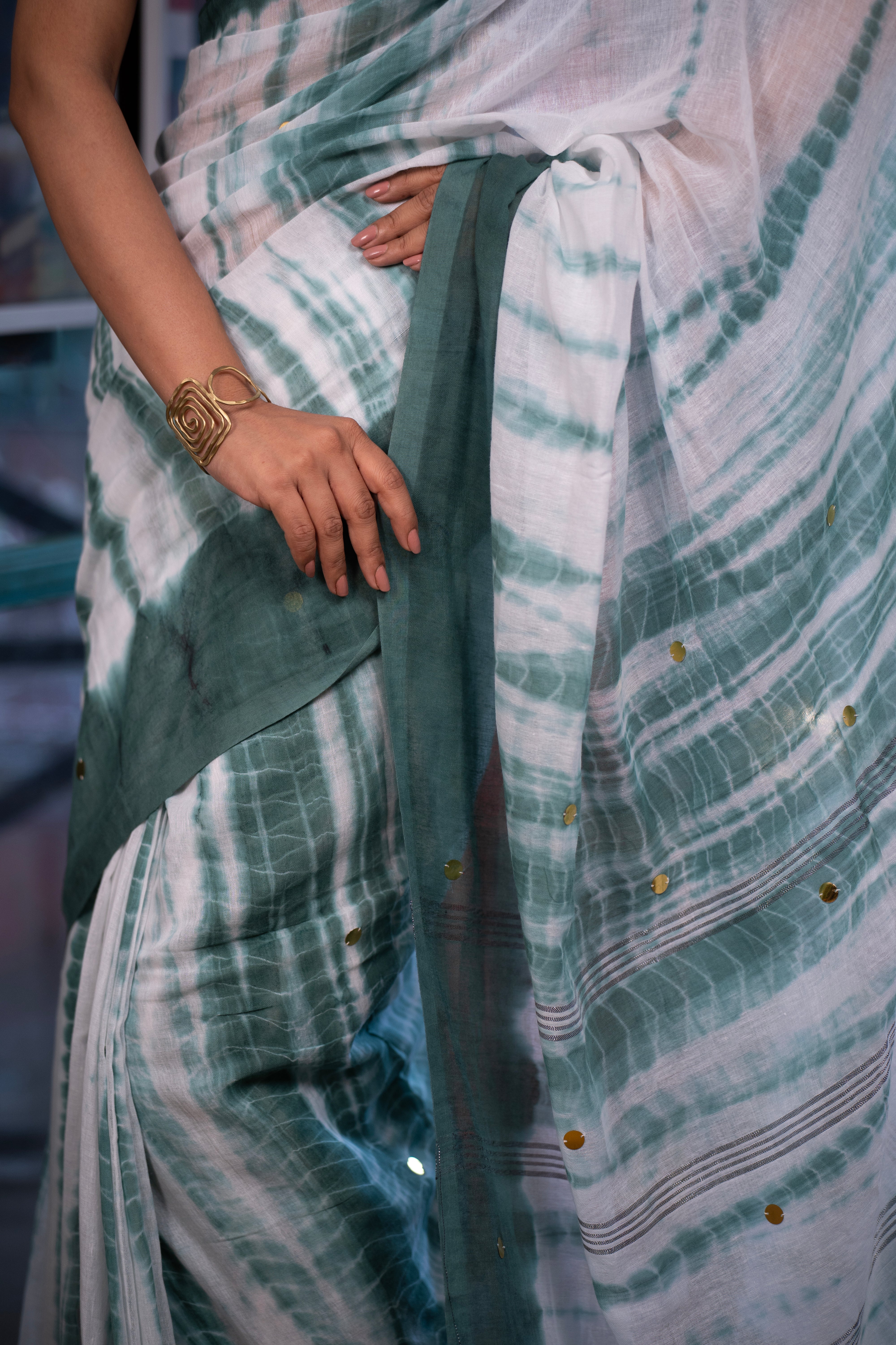 White & Pistachio Shibori Gini Work Pure Mul Cotton Saree