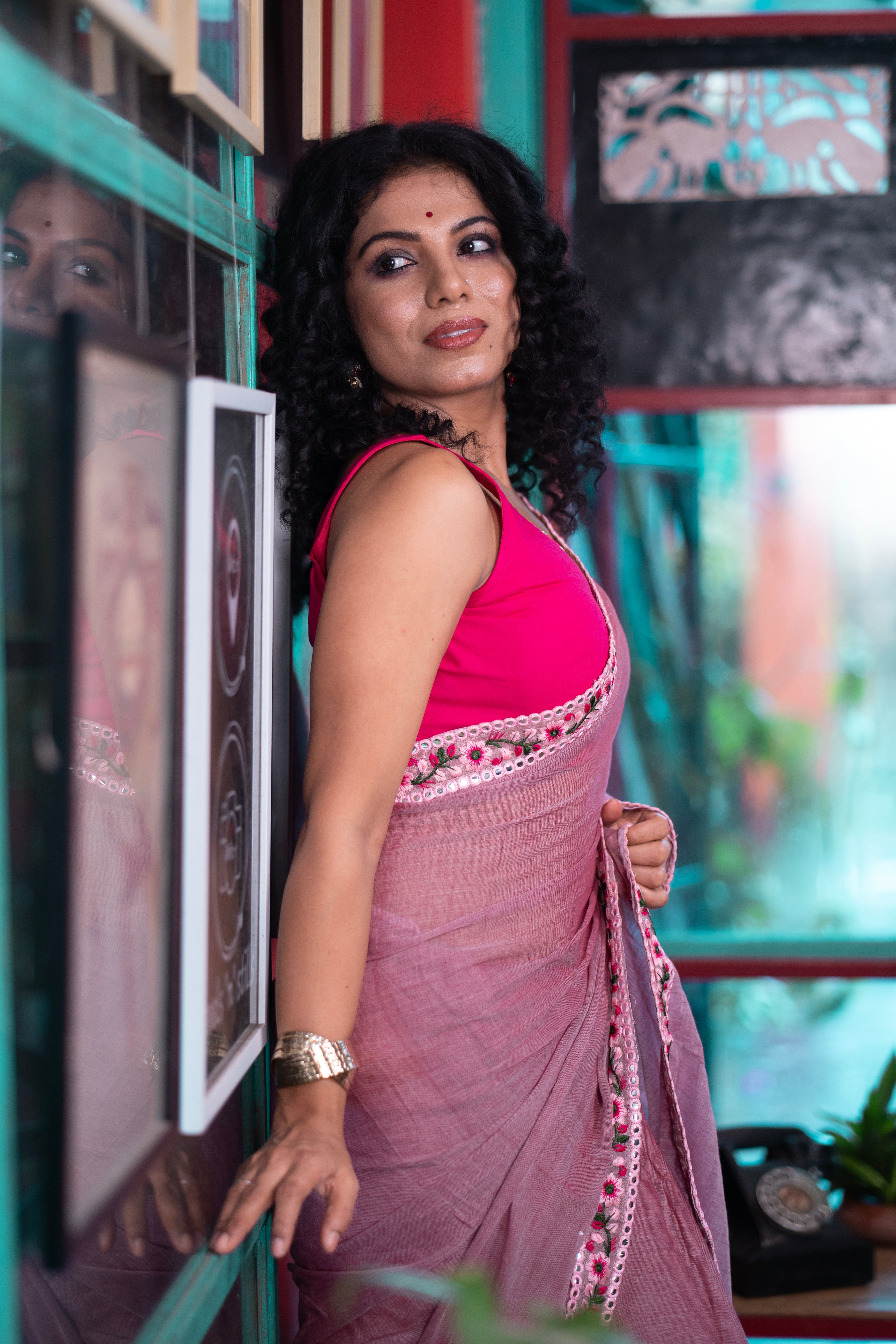 Thulian Pink embroidery lace mul cotton saree