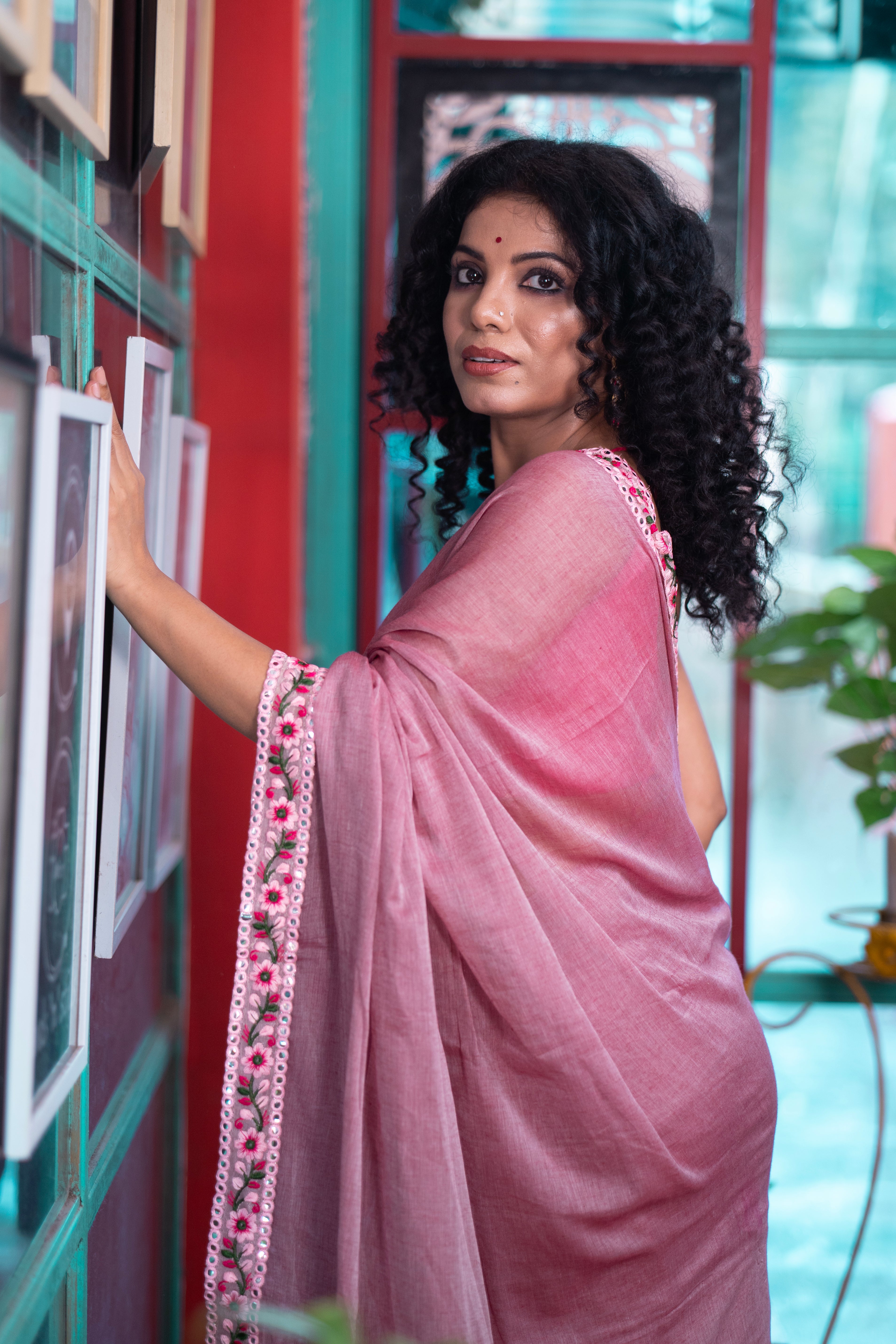 Thulian Pink embroidery lace mul cotton saree